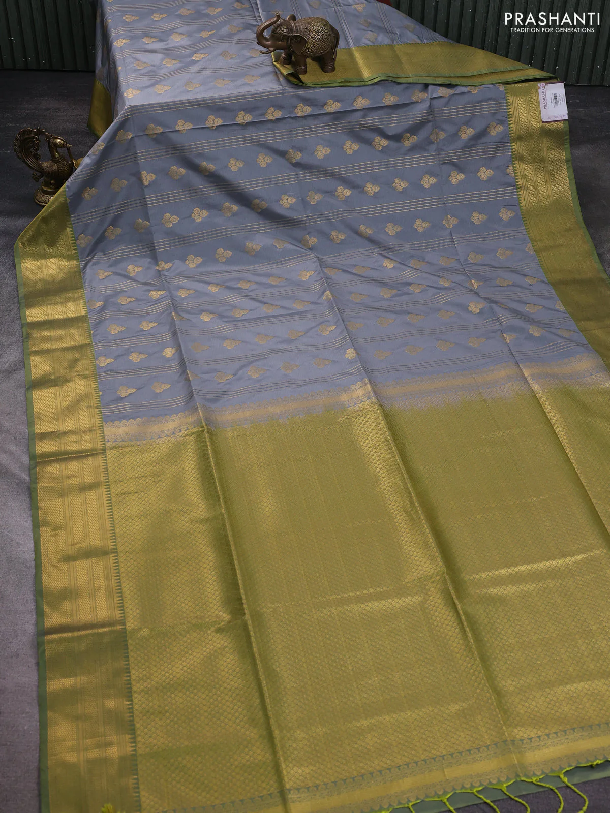 Semi soft silk saree grey and lime green with allover zari weaves & buttas and zari woven korvai border - Image 2