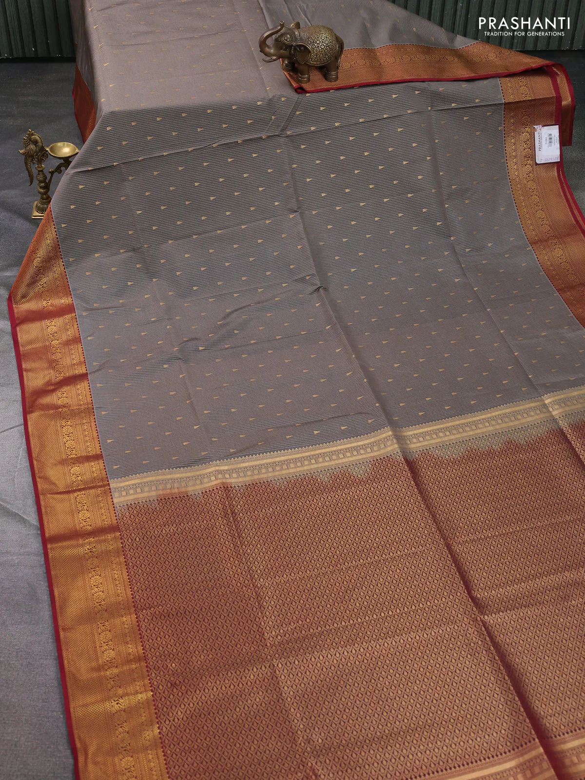 Semi soft silk saree grey and maroon with allover zari weaves & buttas and zari woven border - Image 2