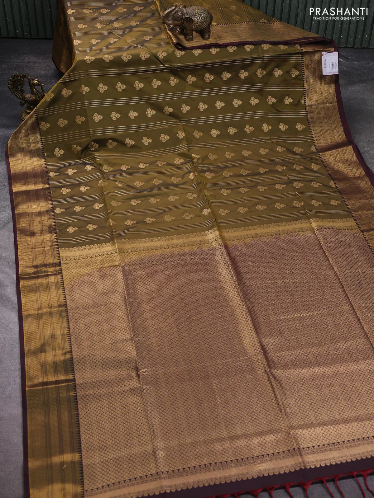 Semi soft silk saree mehendi green and coffee brown with allover zari weaves & buttas and zari woven korvai border - Image 2