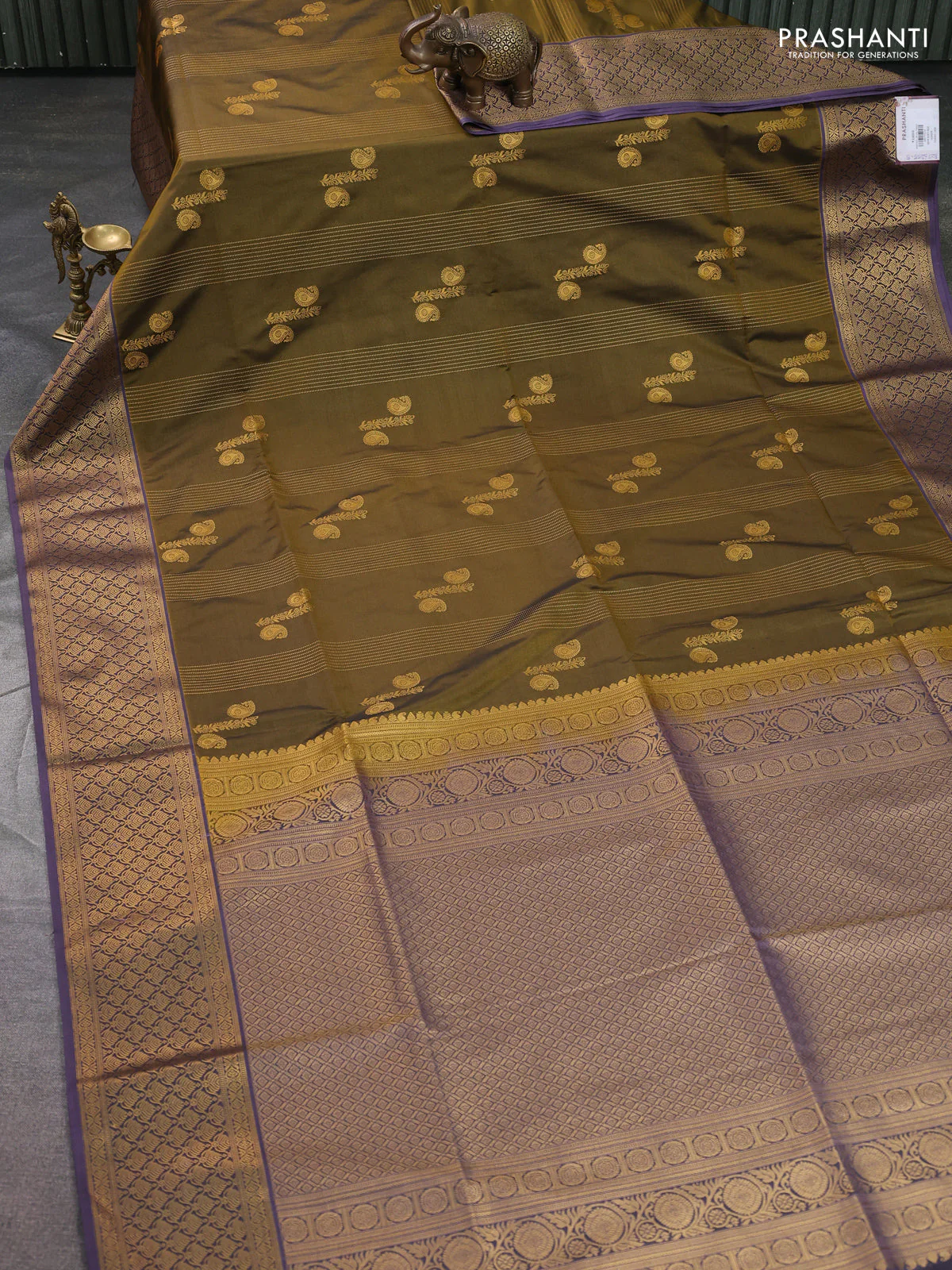 Semi soft silk saree mehendi green and pastel purple with allover zari weaves & buttas and zari woven korvai border - Image 2