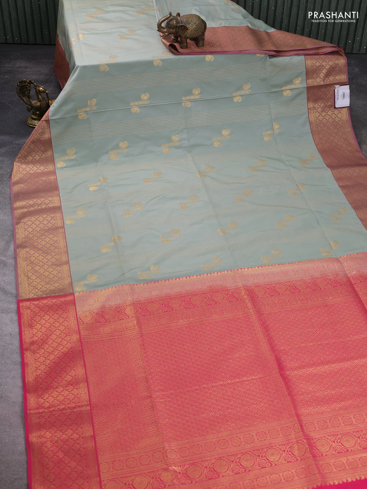 Semi soft silk saree pastel green and pink with allover zari weaves & buttas and zari woven korvai border - Image 2