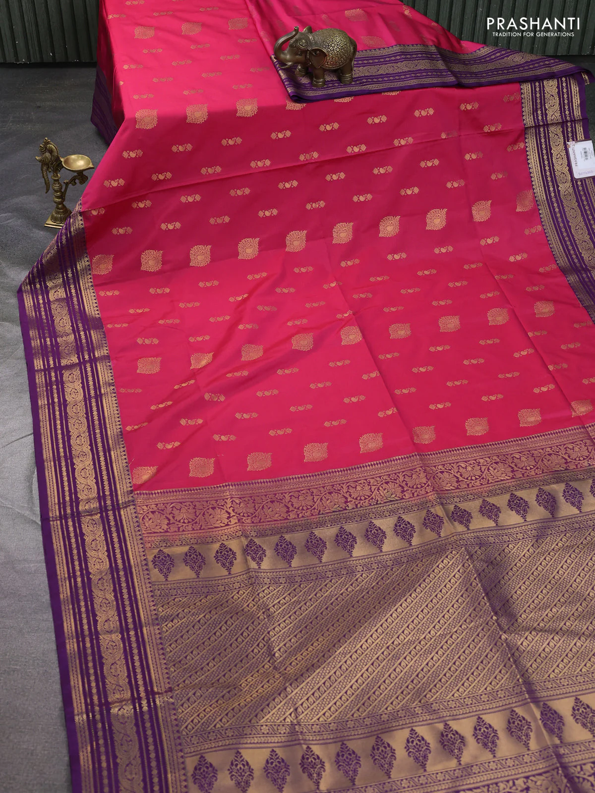 Semi soft silk saree pink and violet with allover zari woven buttas and zari woven korvai border - Image 2