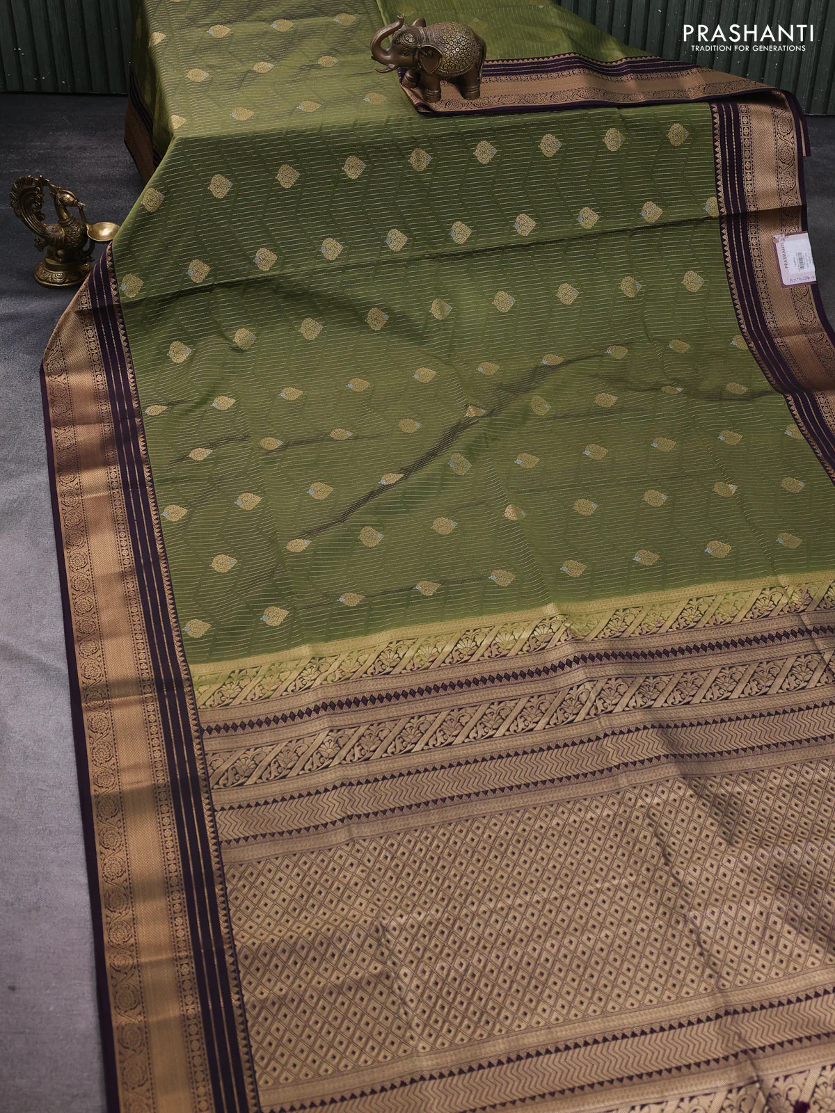 Semi soft silk saree sap green and deep purple with allover zari weaves & buttas and zari woven border - Image 2