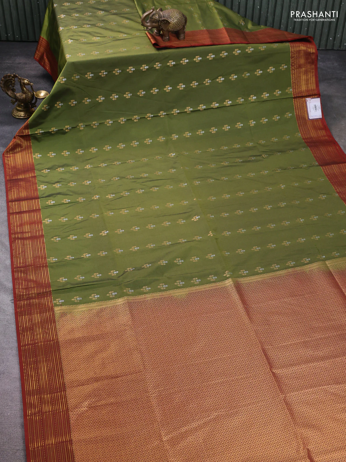 Semi soft silk saree sap green and rust shade with allover zari woven buttas and zari woven korvai border - Image 2