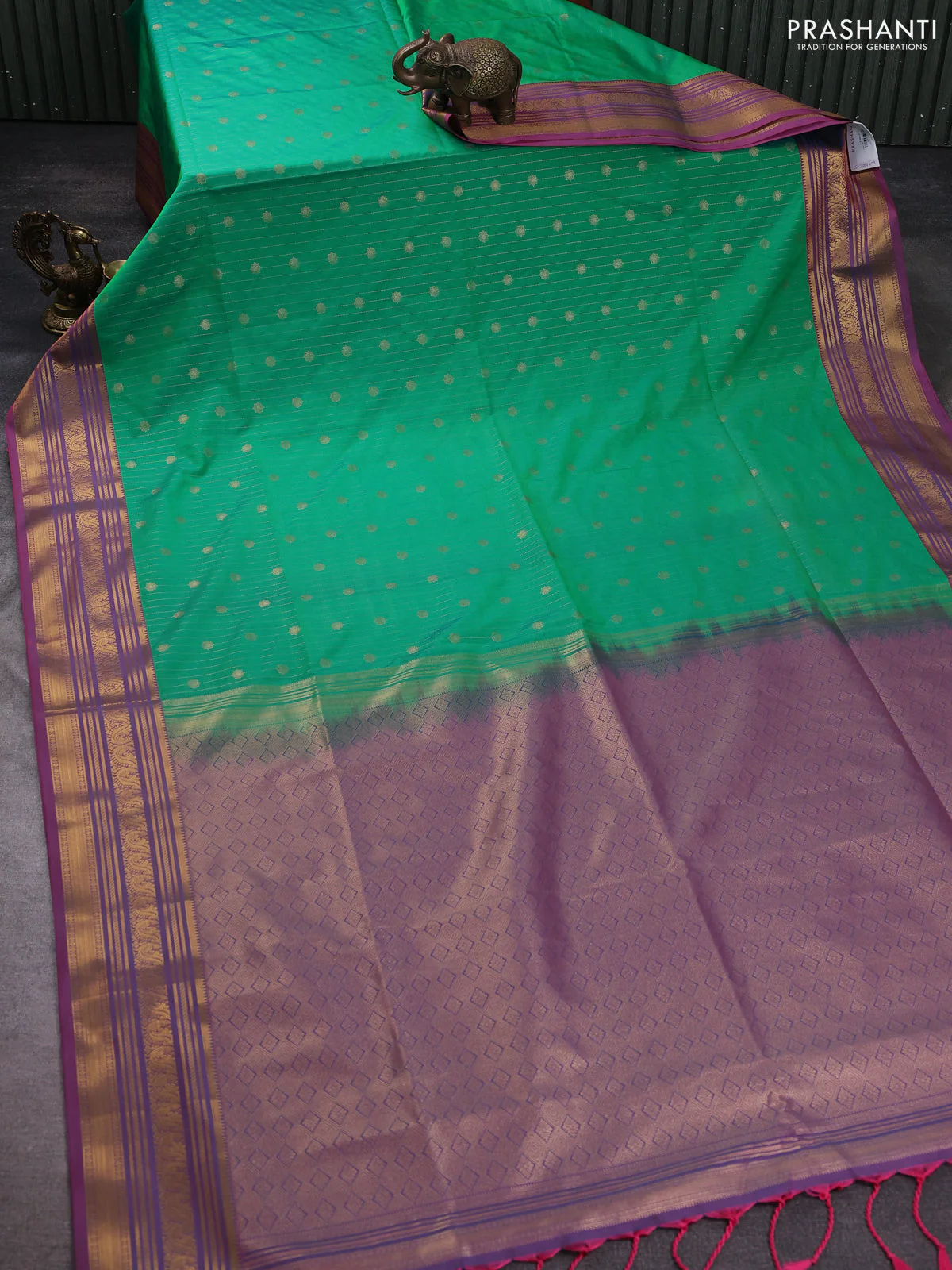 Semi soft silk saree teal green and peach pink with allover zari weaves & buttas and zari woven korvai border - Image 2