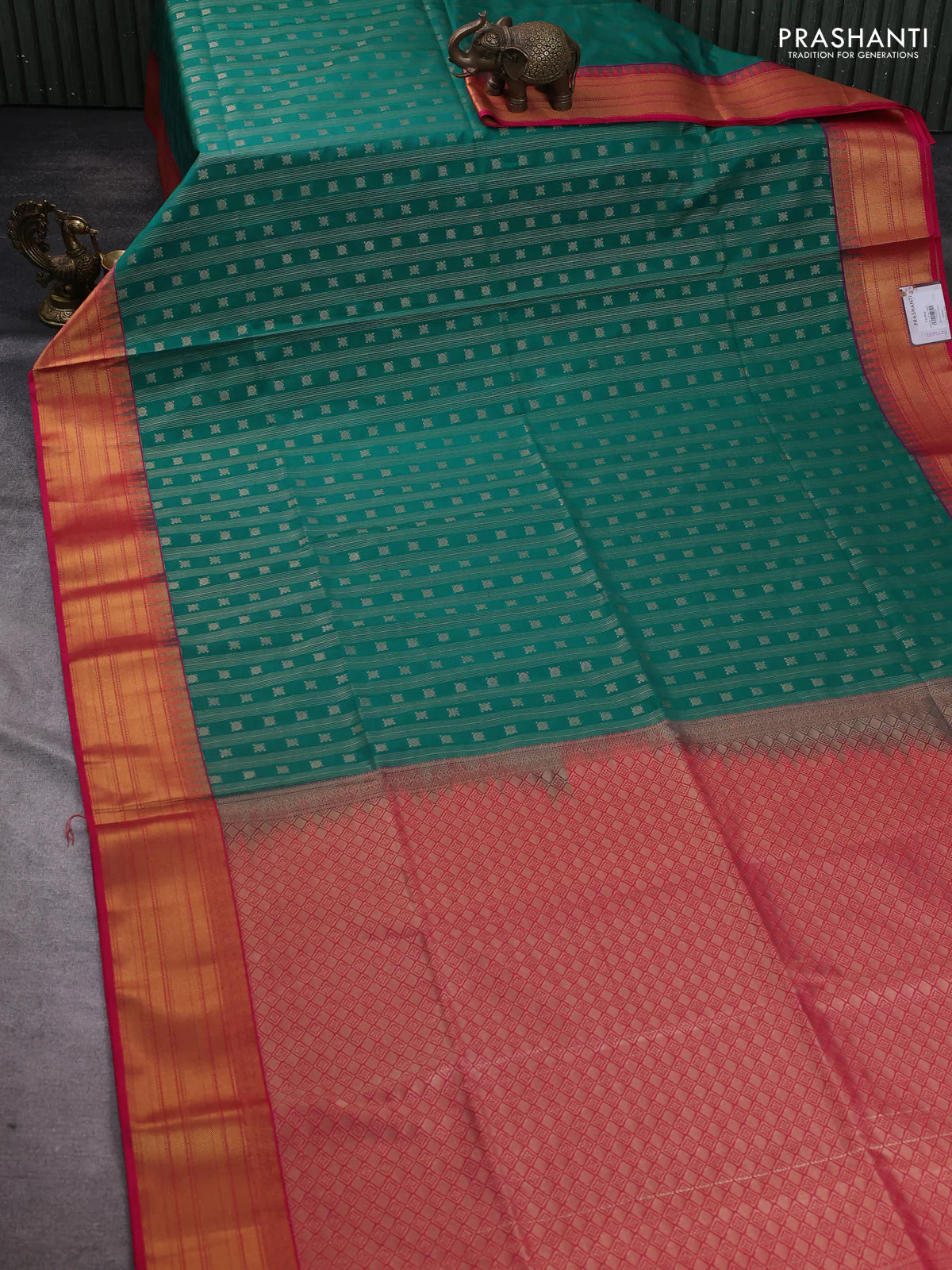 Semi soft silk saree teal green and pink with allover zari weaves & buttas and zari woven border - Image 2