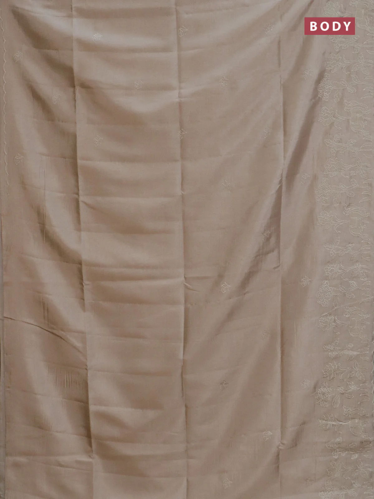 Semi tussar saree beige with floral embroidery work and applique work border - Image 2