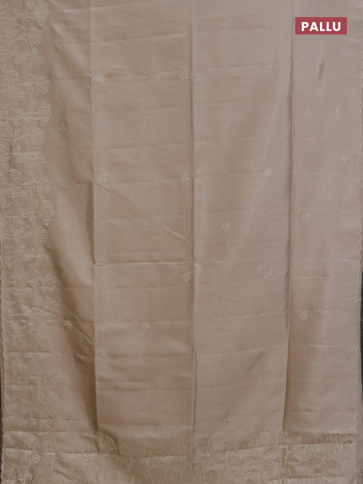 Semi tussar saree beige with floral embroidery work and applique work border - Image 3