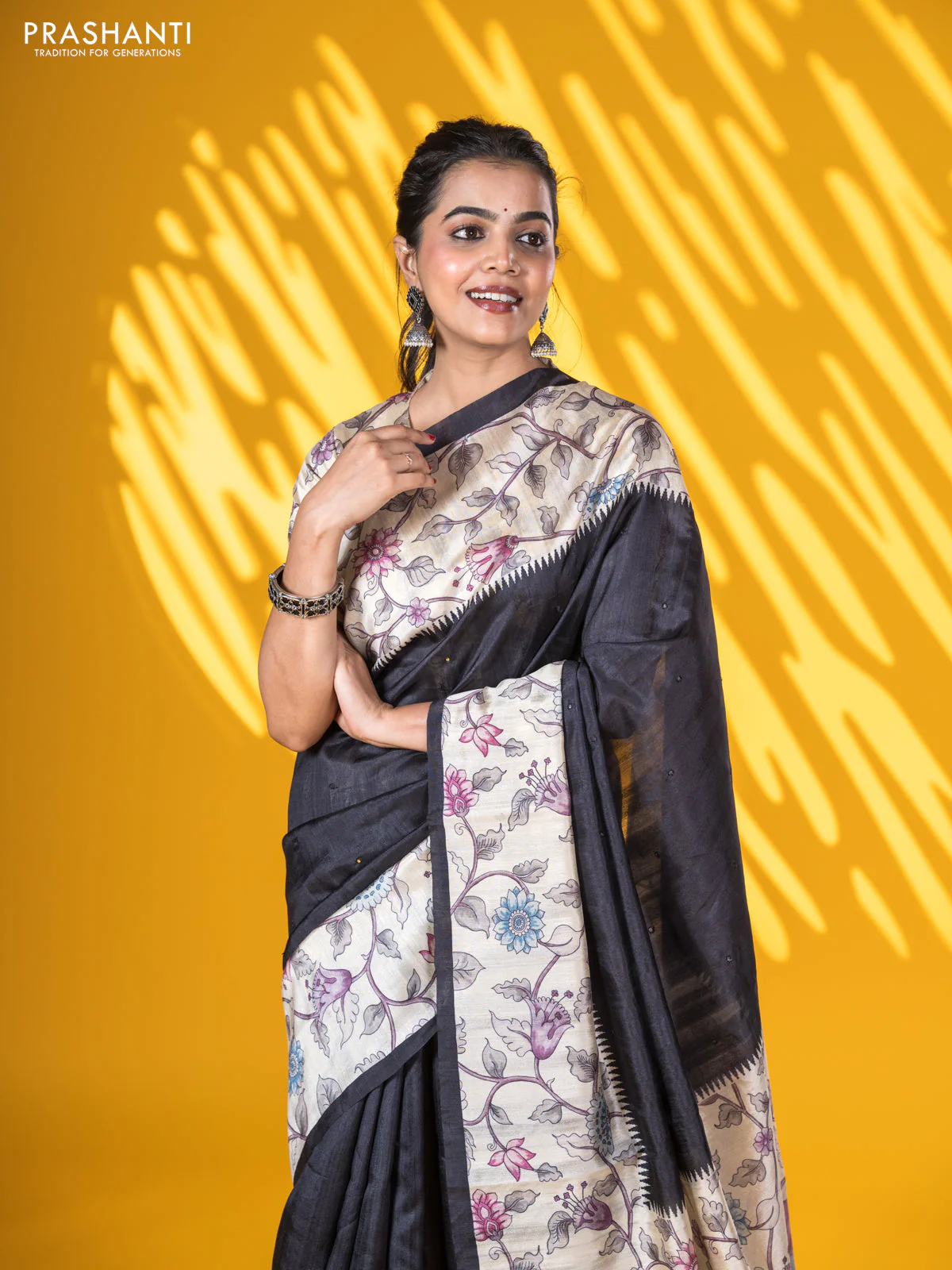 Semi tussar saree black and cream with allover mirror work and kalamkari printed border - Image 3