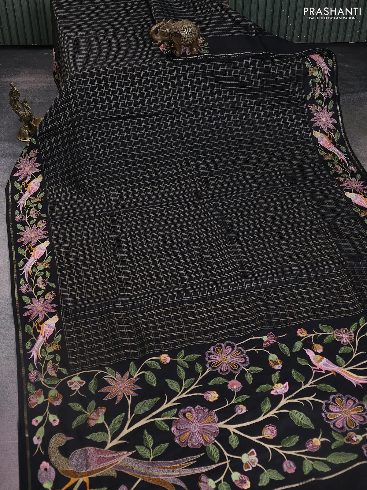 Semi tussar saree black with allover zari checked pattern and embroidery border - Image 2