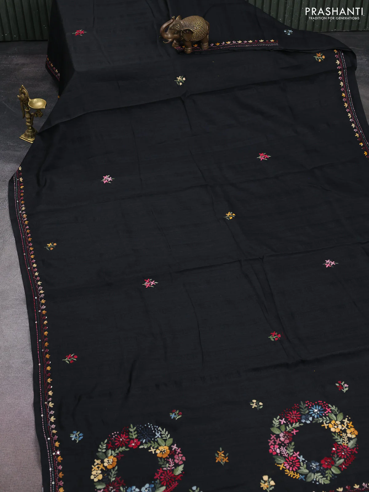 Semi tussar saree black with embroided buttas and embroidery pallu - Image 2
