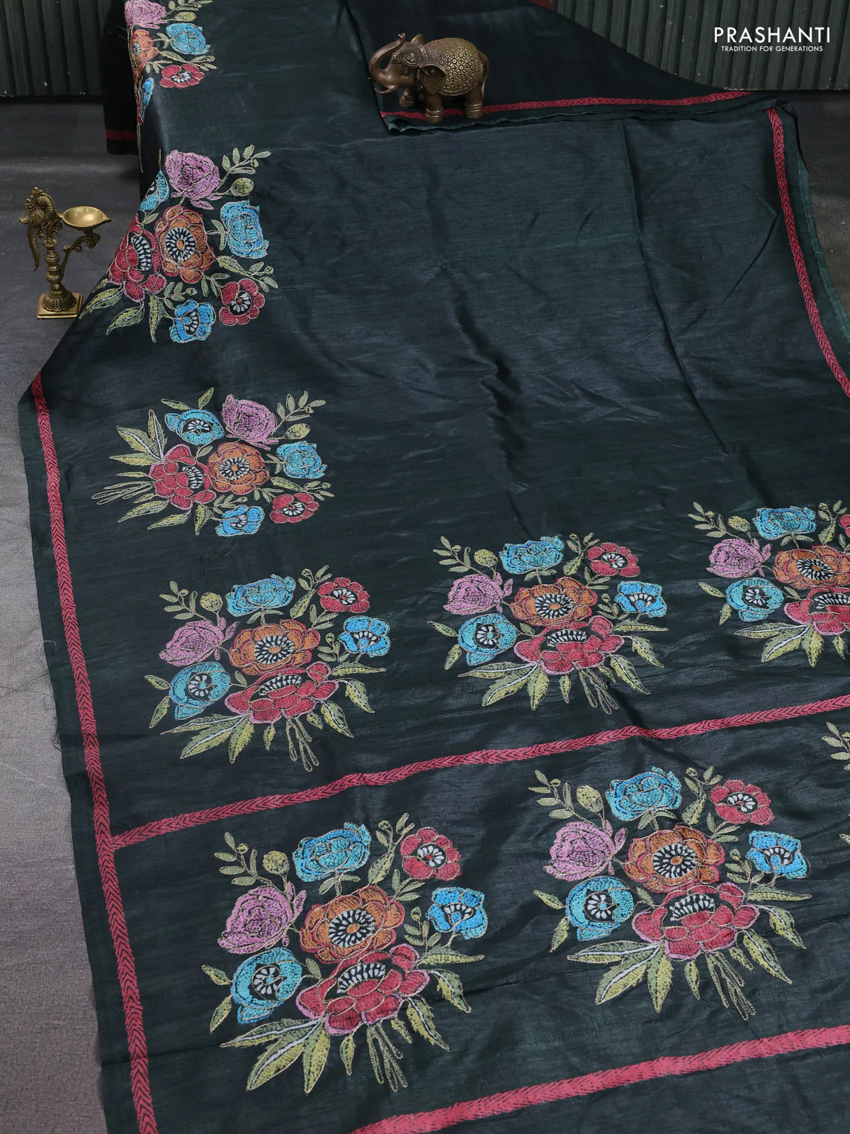 Semi tussar saree bottle green with plain body and embroidered pallu - Image 2