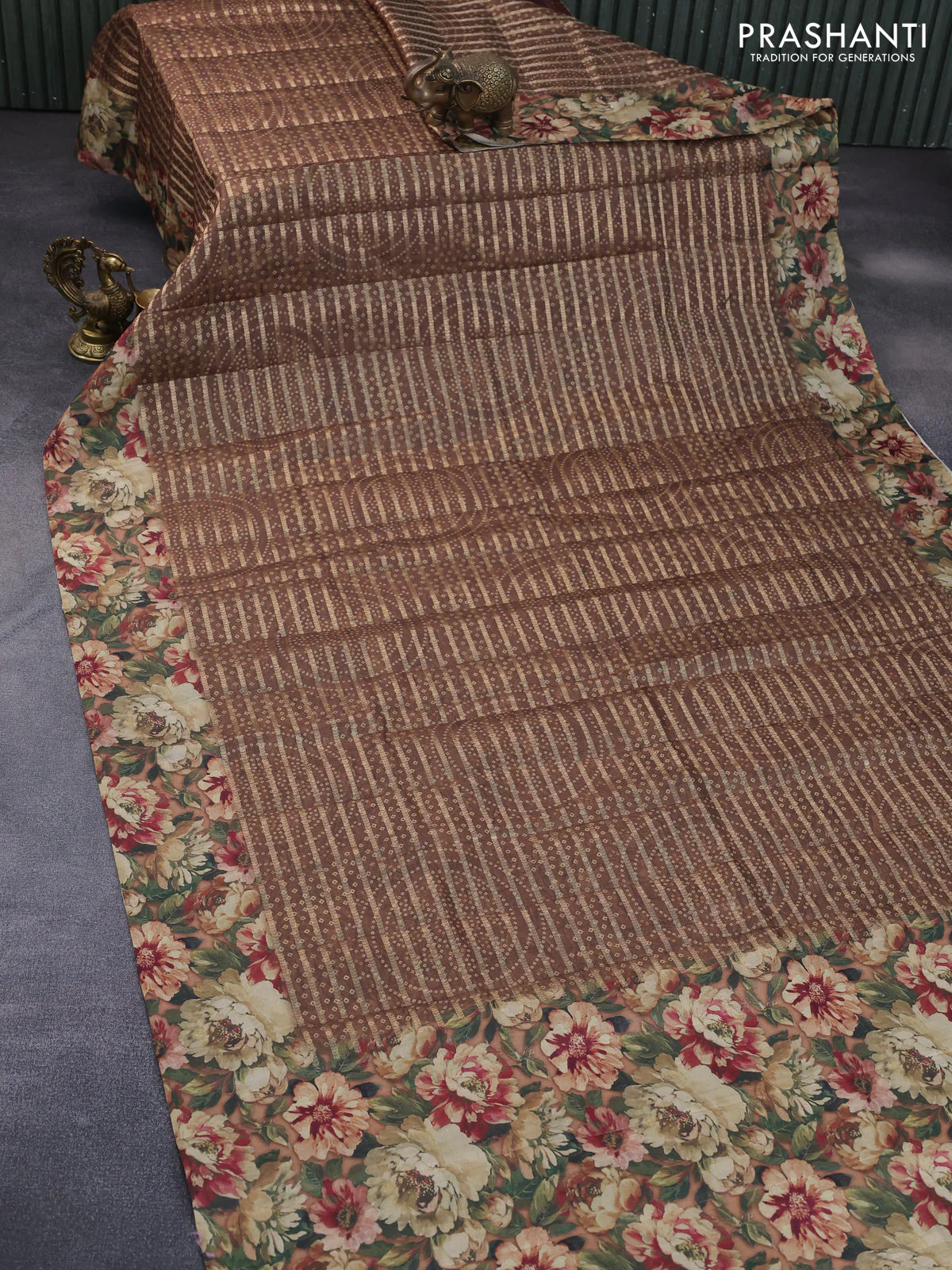 Semi tussar saree brown with allover zari woven veldhari design & bandhani prints and floral printed border - Image 2