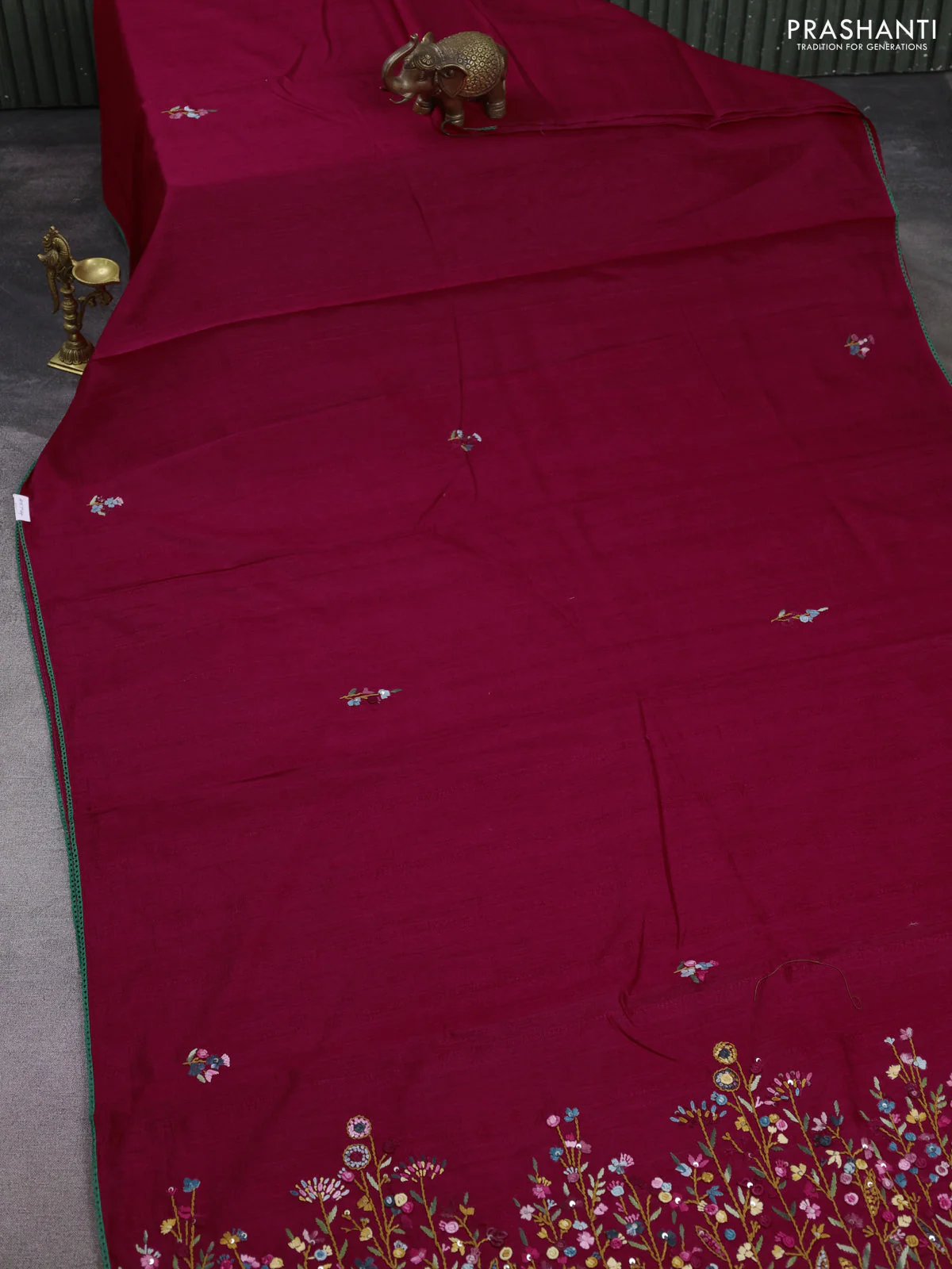 Semi tussar saree dark pink with embroided buttas and embroidery pallu - Image 2