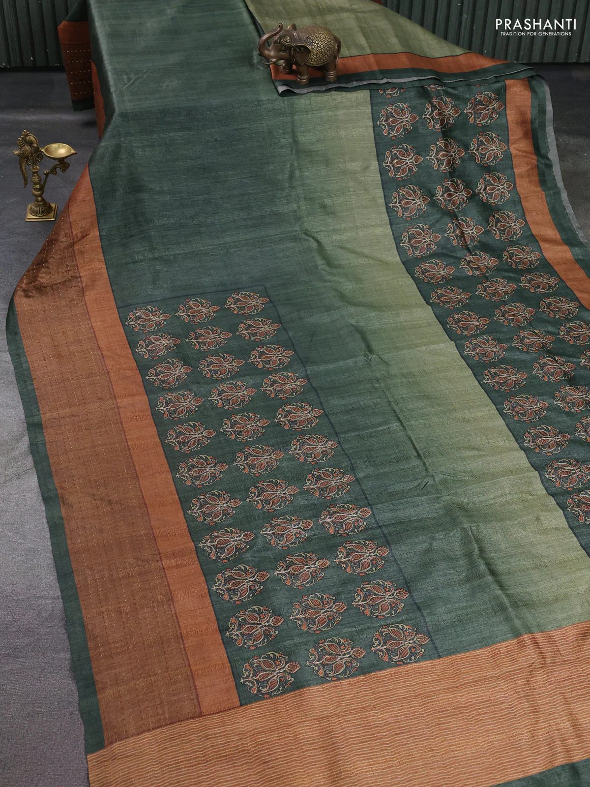 Semi tussar saree green and brown with plain body and embroidered pallu - Image 2