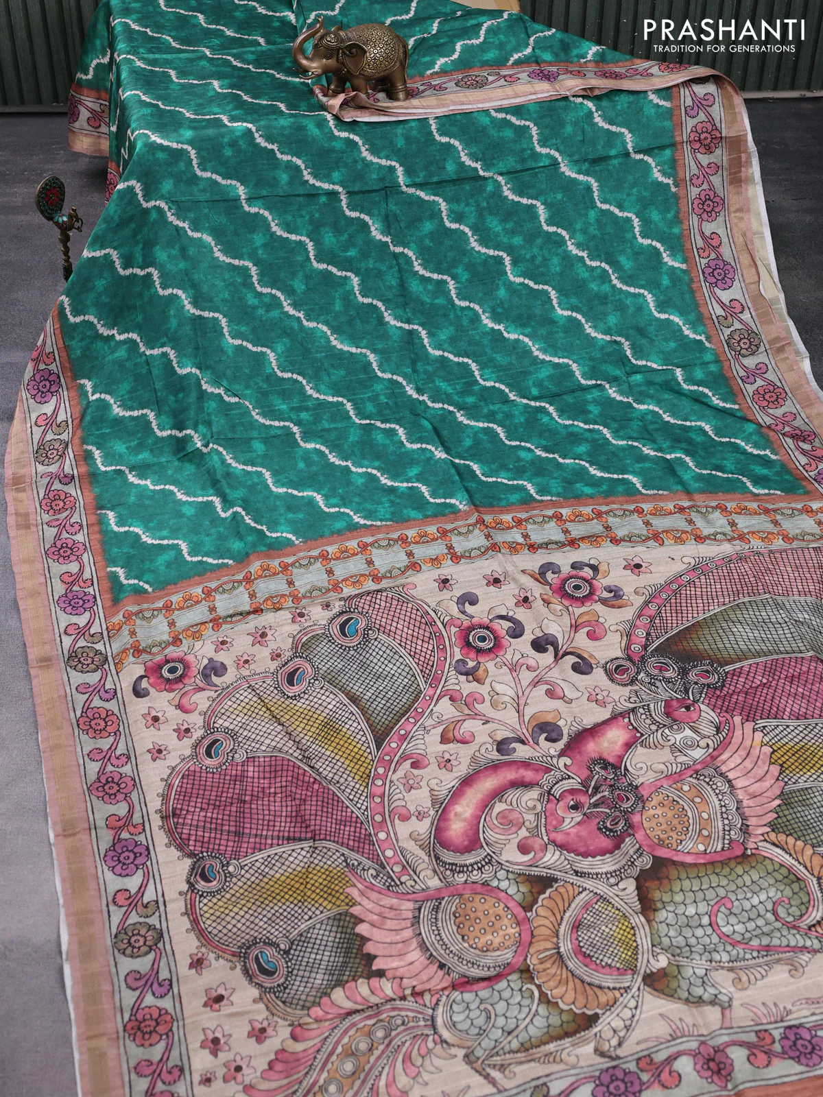 Semi tussar saree green and rust shade with allover shibori prints and kalamkari pallu & zari border - Image 2