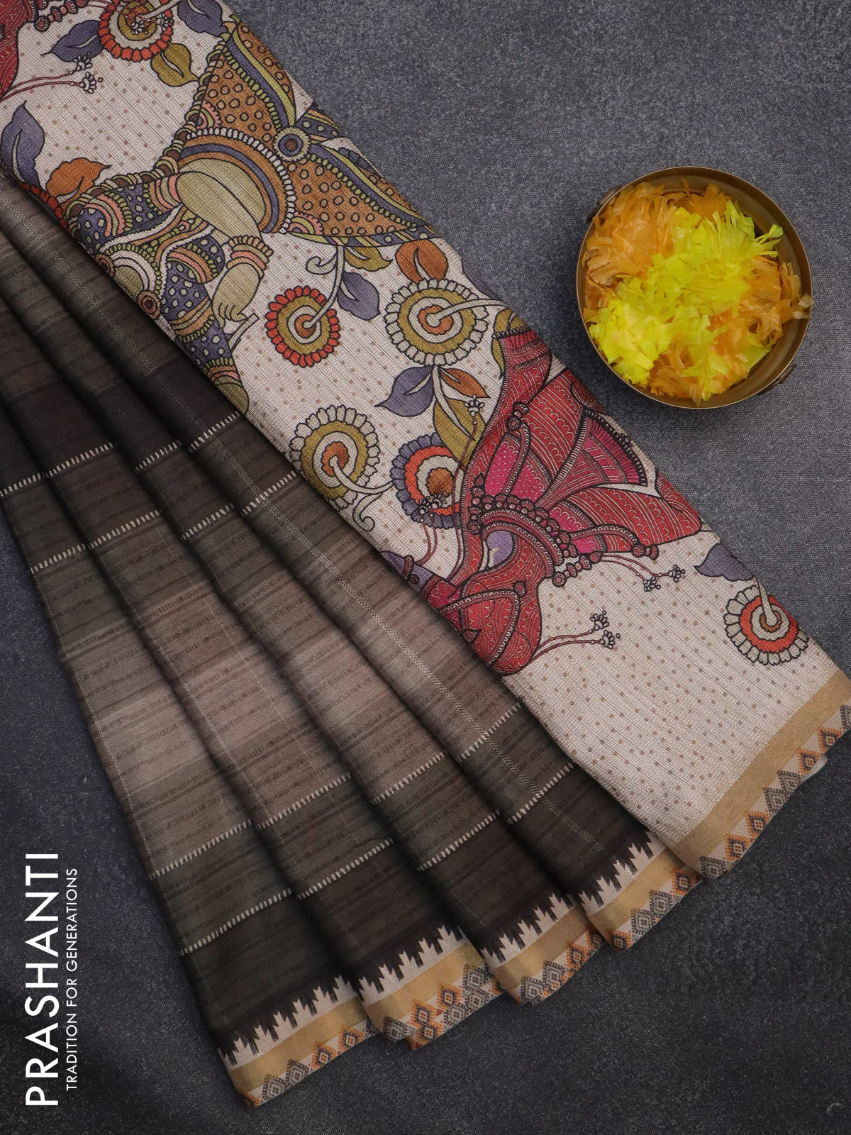 Semi tussar saree green shade and beige with plain body and kalamkari printed pallu - Image 2