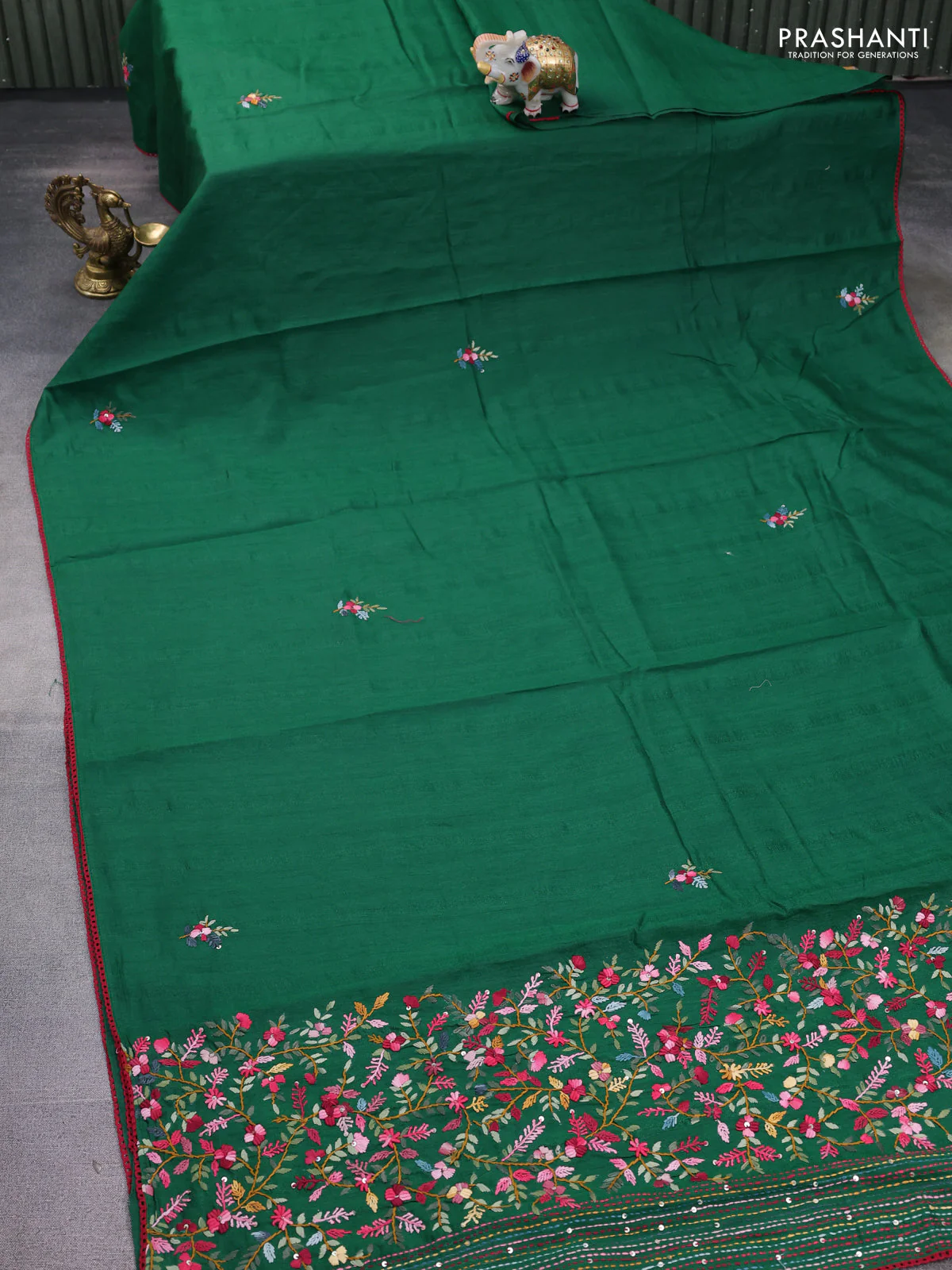 Semi tussar saree green with embroided buttas and embroidery pallu - Image 2
