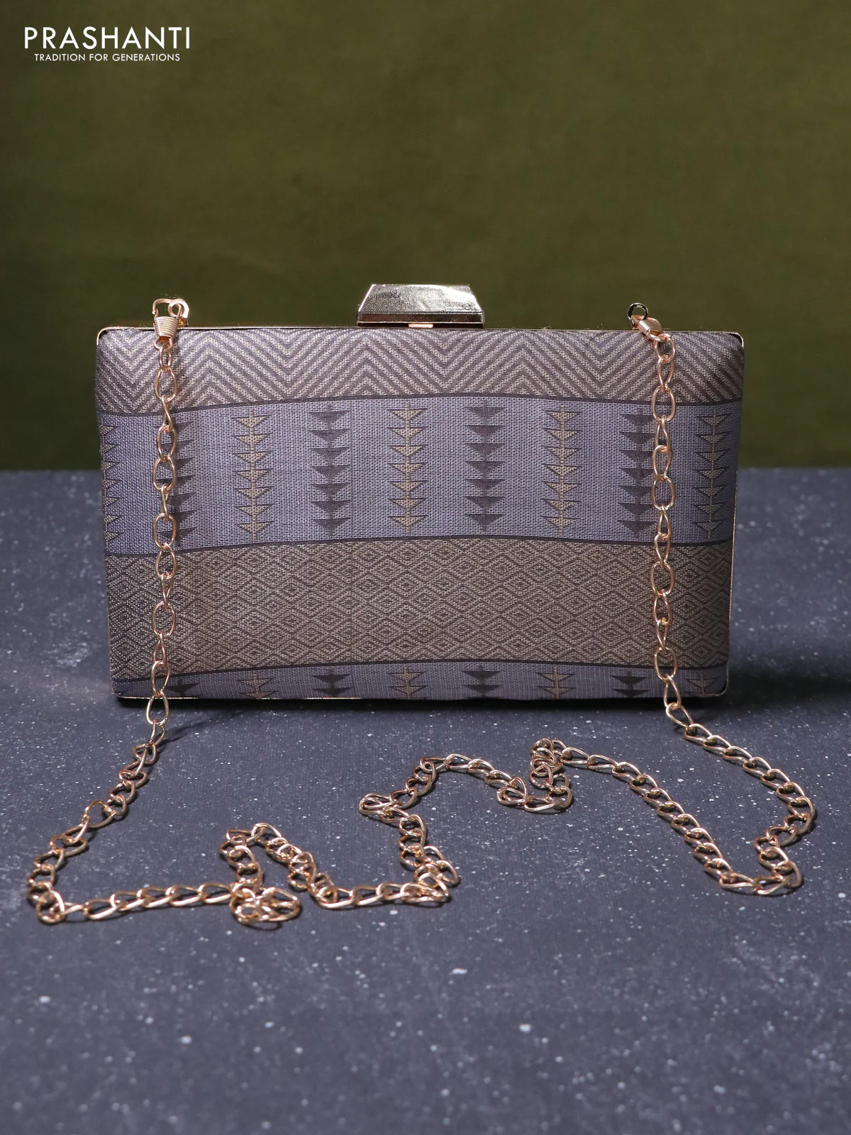 Semi tussar saree grey shade with thread woven buttas & purse - Image 7