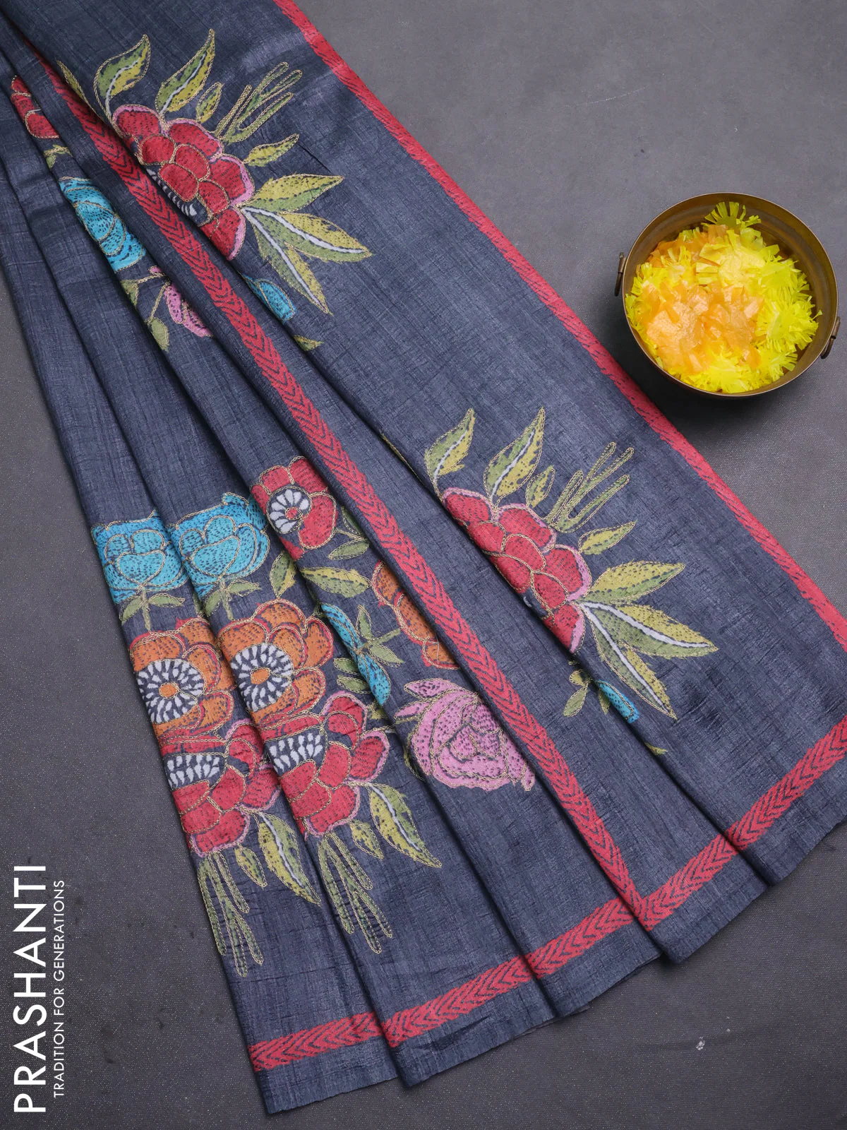 Semi tussar saree grey with plain body and embroidered pallu