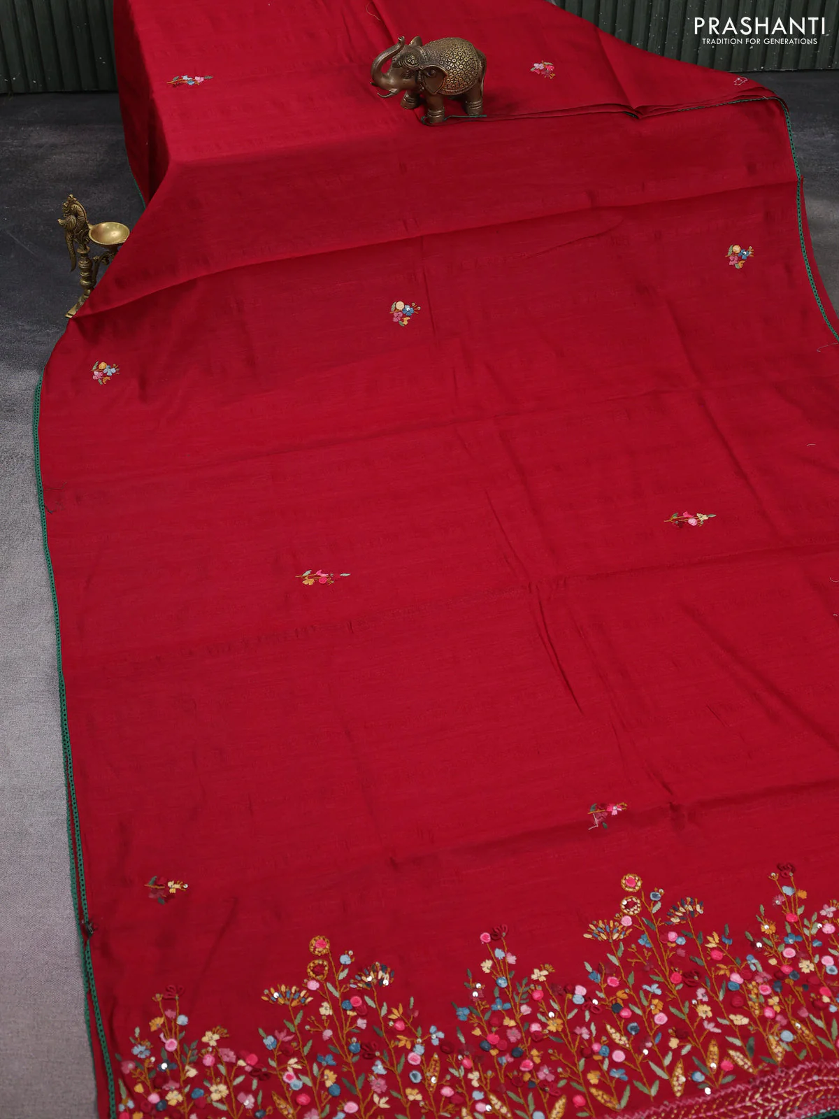 Semi tussar saree maroon with embroided buttas and embroidery pallu - Image 2