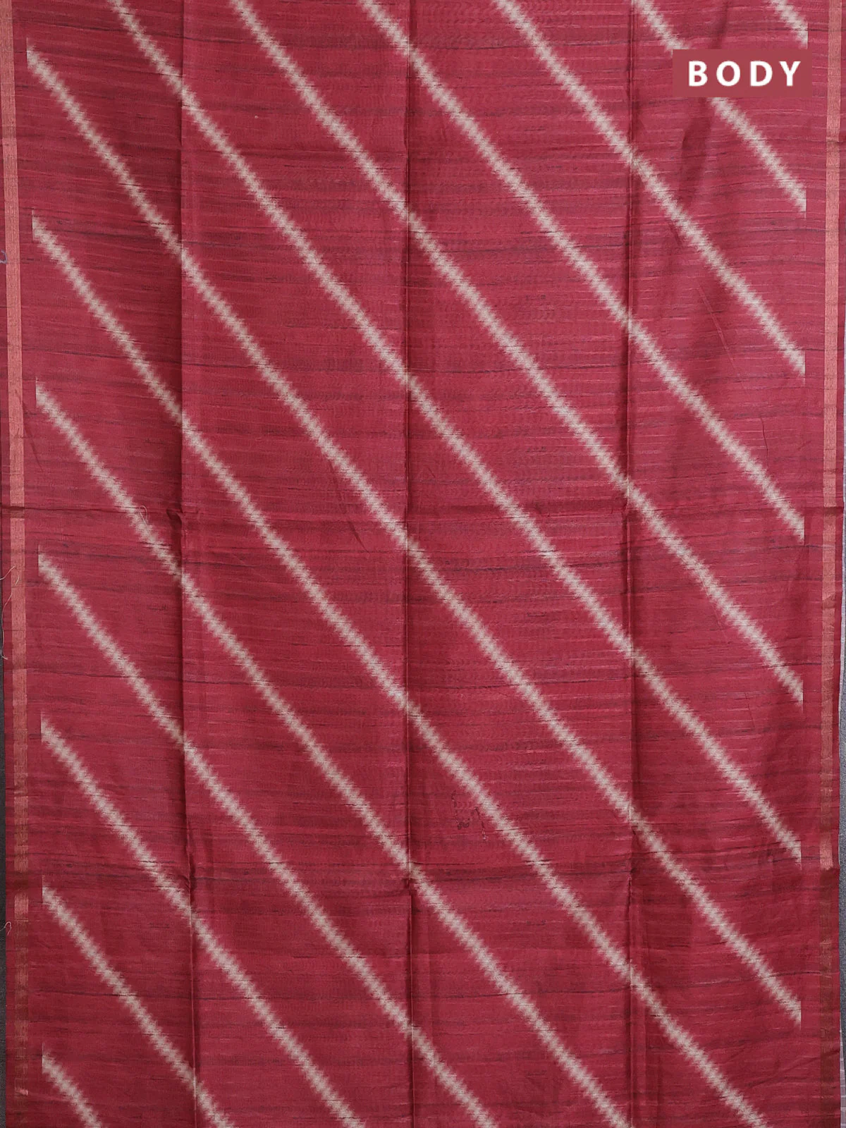 Semi tussar saree maroon with leheriya prints and kalamkari prints & cut work pallu - Image 2