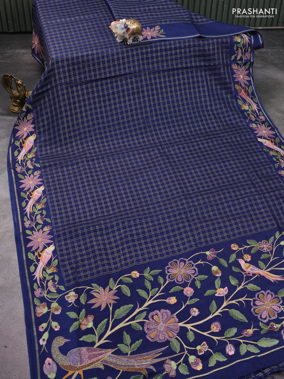 Semi tussar saree navy blue with allover zari checked pattern and embroidery border - Image 2