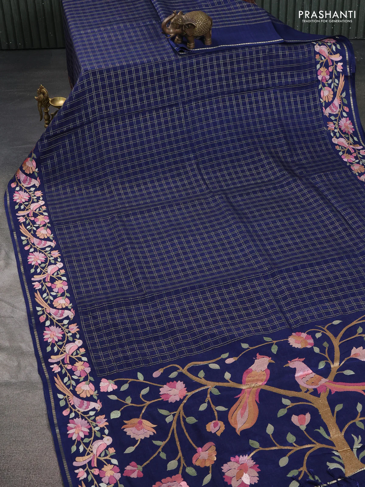 Semi tussar saree navy blue with allover zari checked pattern and embroidery border - Image 2