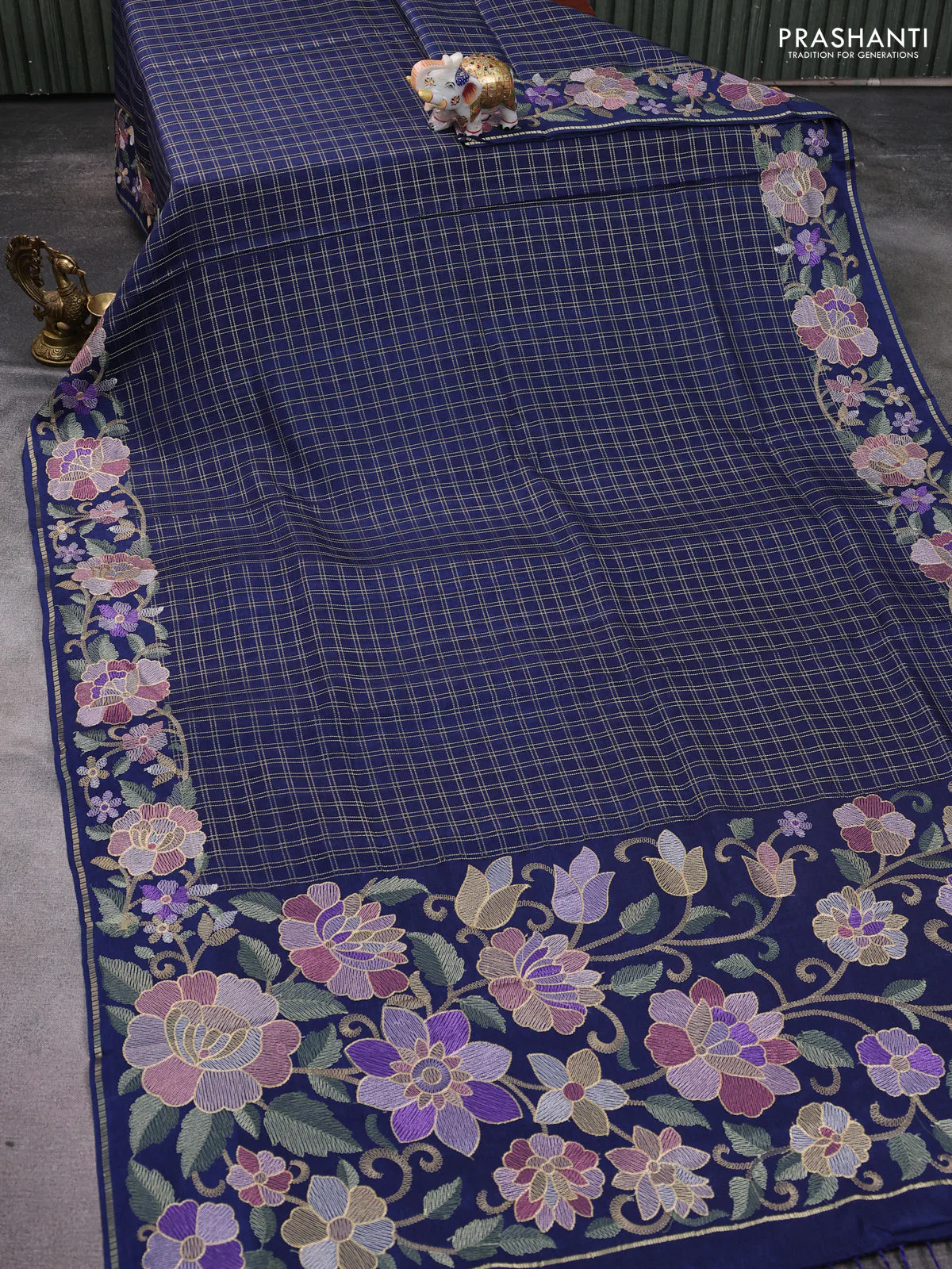 Semi tussar saree navy blue with allover zari checked pattern and embroidery border - Image 2