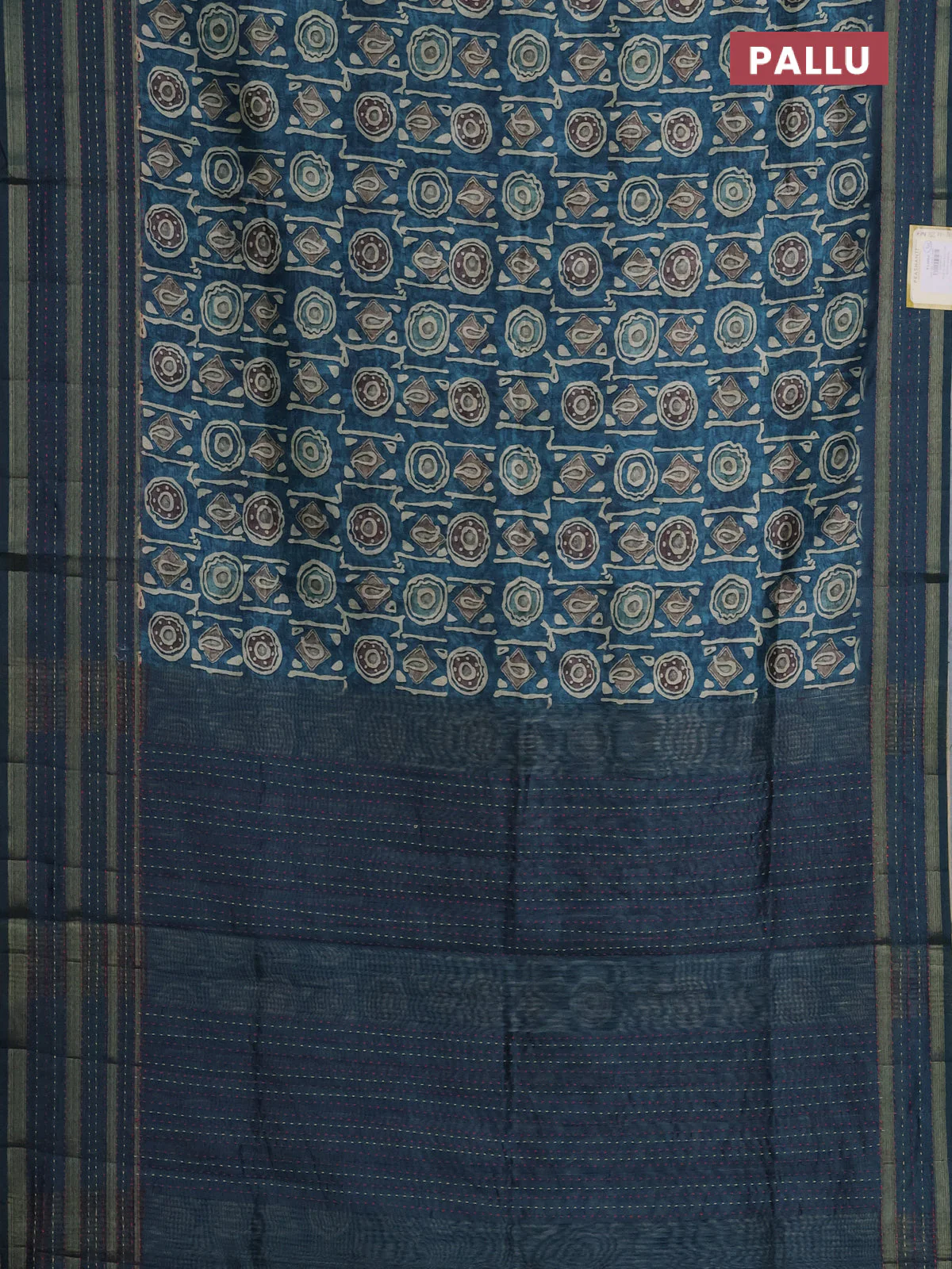 Semi tussar saree peacock blue with allover prints and kantha stitich work border - Image 3