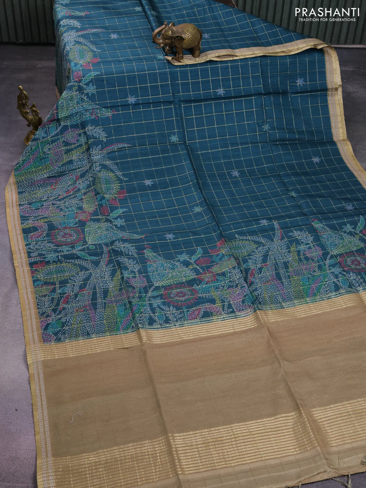 Semi tussar saree peacock green and elaichi green with allover zari checks & digital prints and zari woven border - Image 2