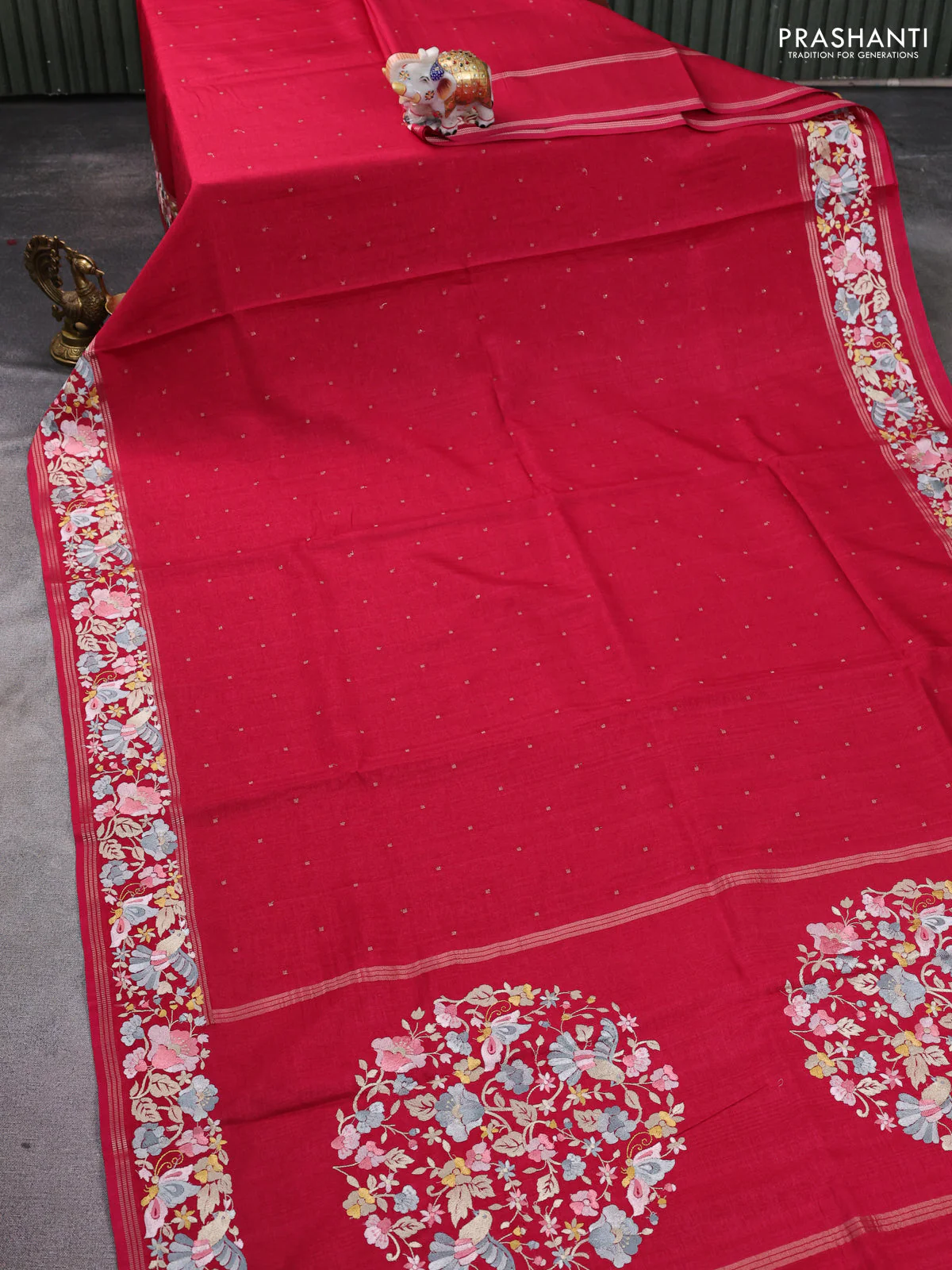 Semi tussar saree pink with zari woven buttas and zari woven embroidery butta border - Image 2