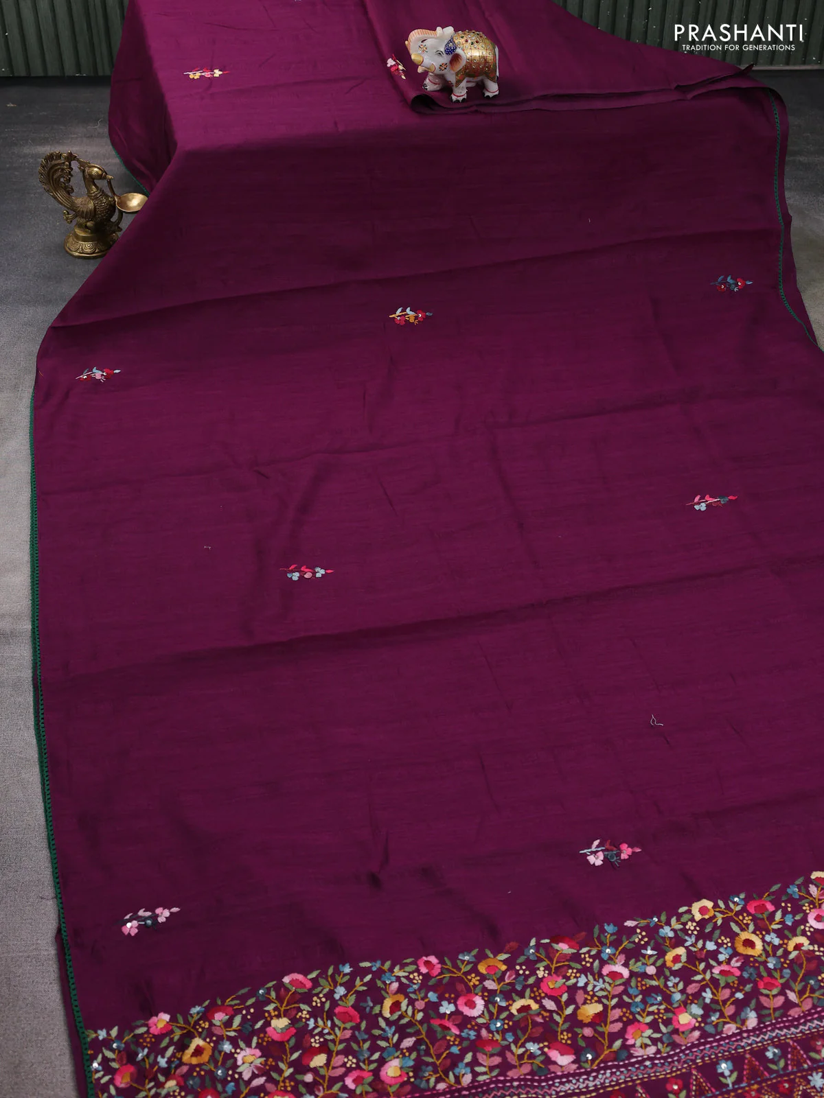 Semi tussar saree purple with embroided buttas and embroidery pallu - Image 2