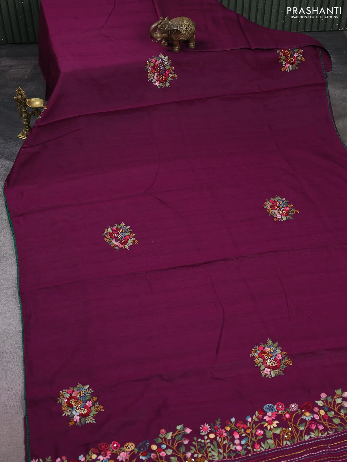 Semi tussar saree purple with embroided buttas and embroidery pallu - Image 2