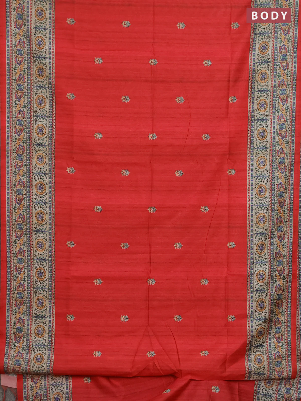 Semi tussar saree red and beige with butta prints and madhubani printed pallu & border - Image 2
