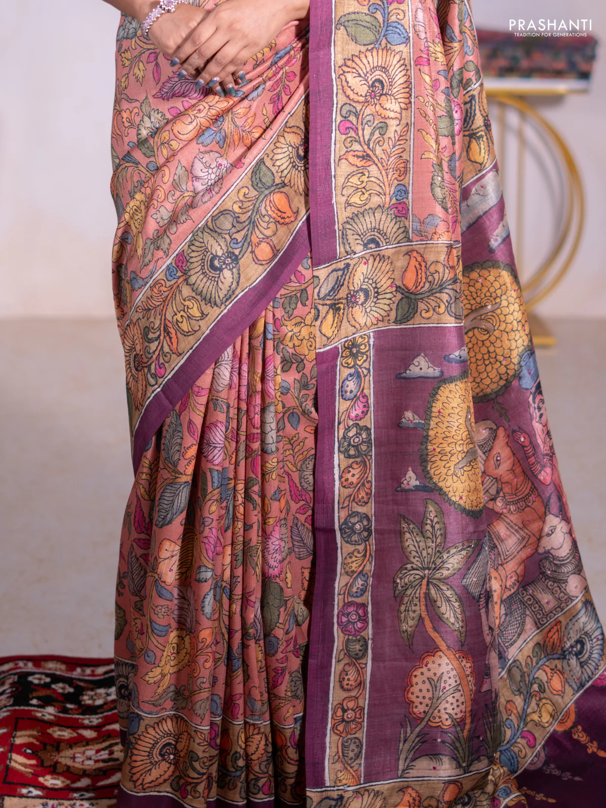 Semi tussar saree rust shade and pastel maroon with allover kalamkari prints and mirror work - Image 3
