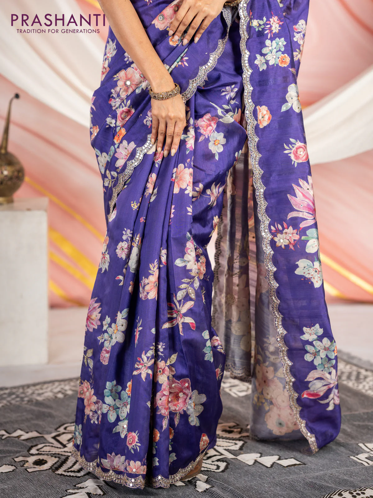 Semi tussar saree violet with allover floral prints & mirror sequin work and mirror work border - Image 5