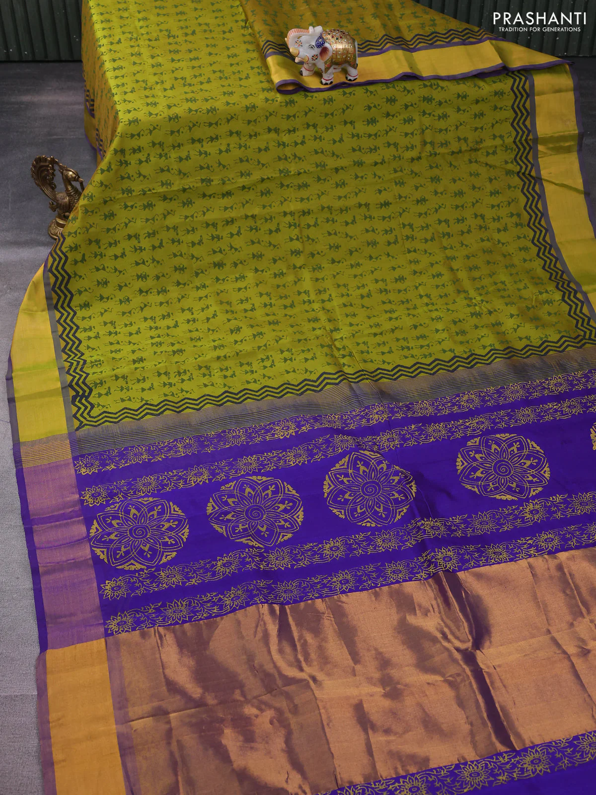 Silk cotton block printed saree dual shade of light green and violet with allover warli prints and zari woven border - Image 2