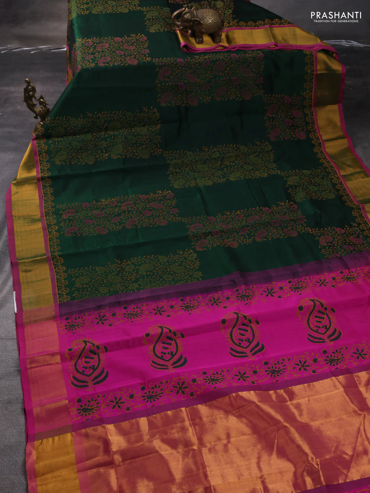 Silk cotton block printed saree green and pink with allover prints and zari woven border - Image 2