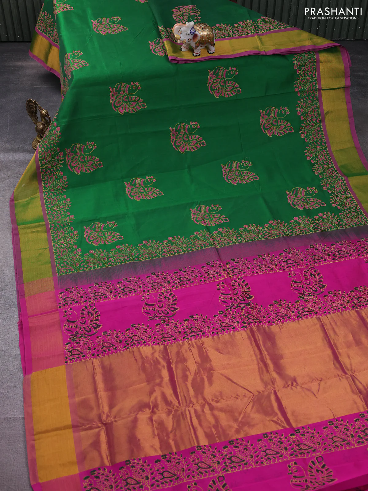 Silk cotton block printed saree green and pink with annam butta prints and zari woven border - Image 2