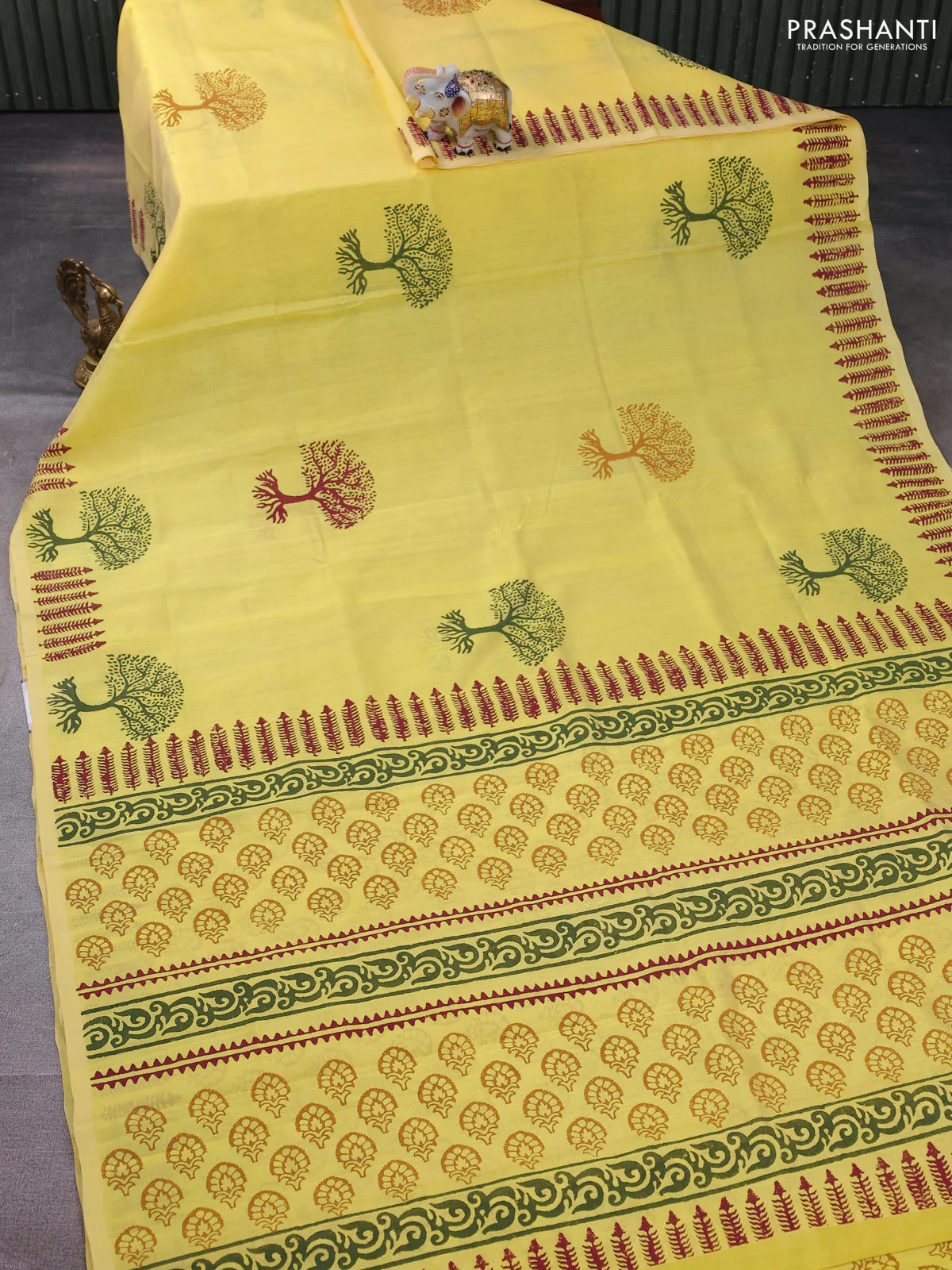Silk cotton block printed saree lime yellow with butta prints and printed border - Image 2