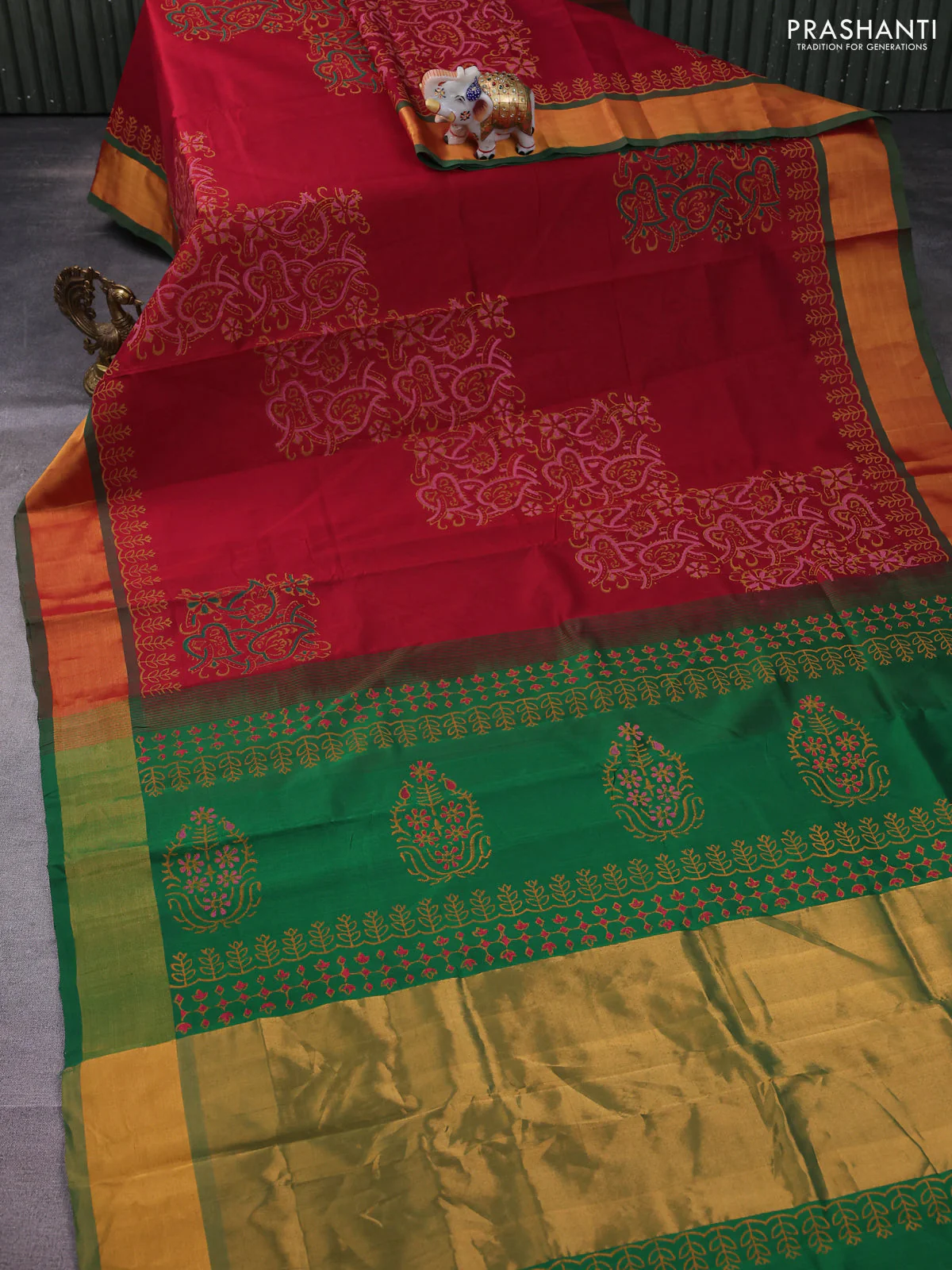 Silk cotton block printed saree maroon and green with allover prints and zari woven border - Image 2