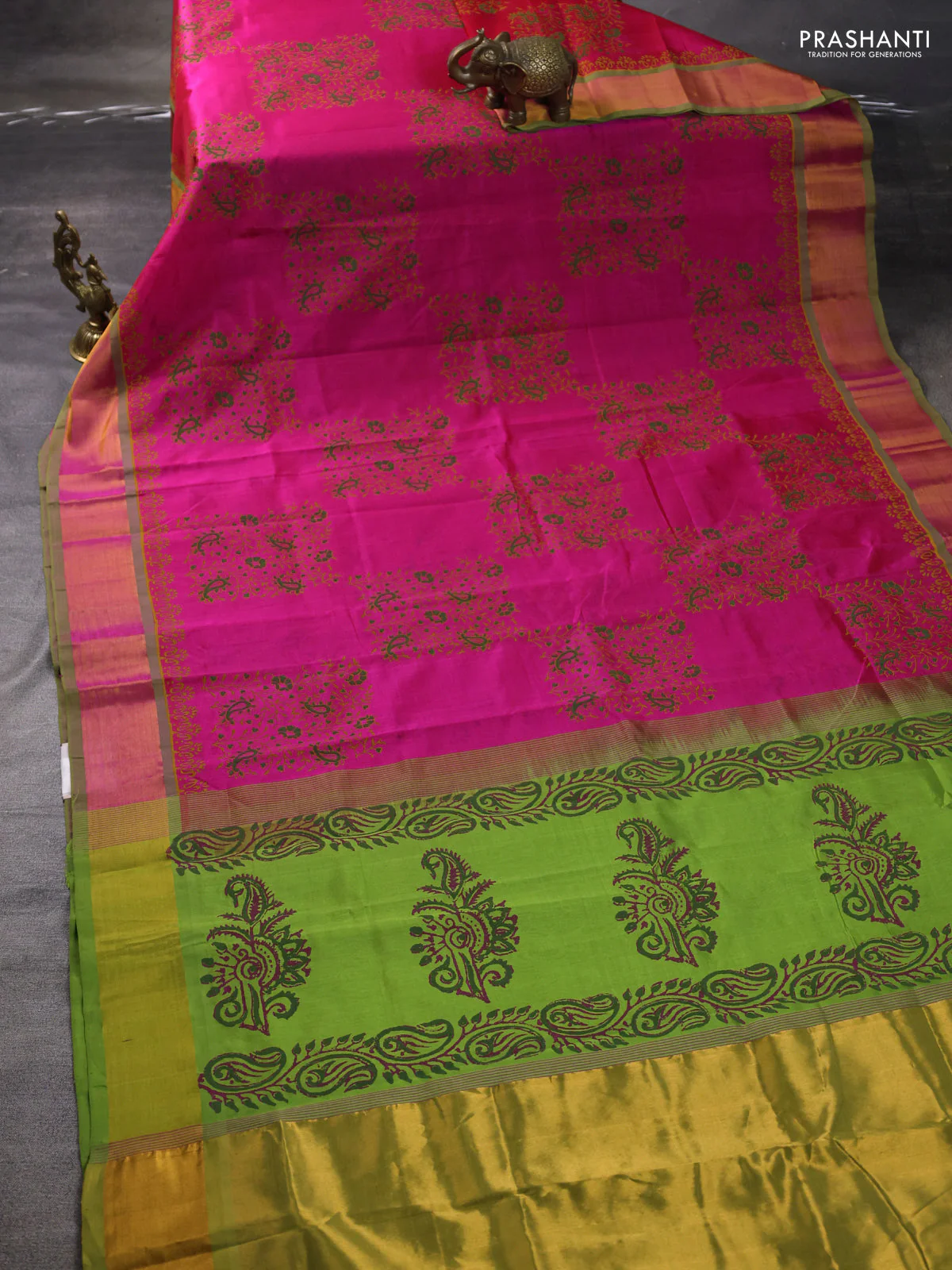 Silk cotton block printed saree pink and light green with allover prints and zari woven border - Image 2