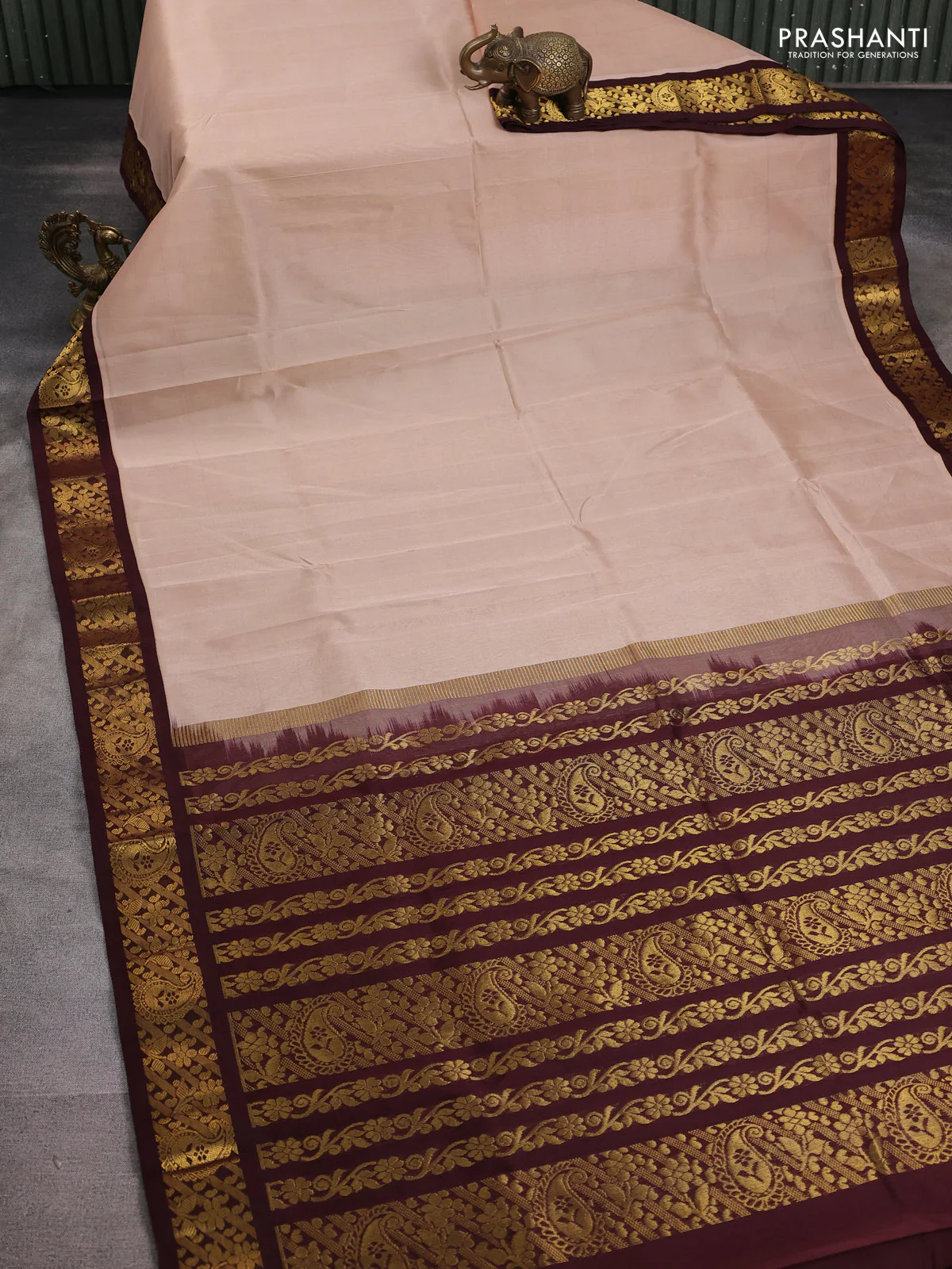 Silk cotton saree beige and deep maroon with plain body and zari woven korvai border - Image 2