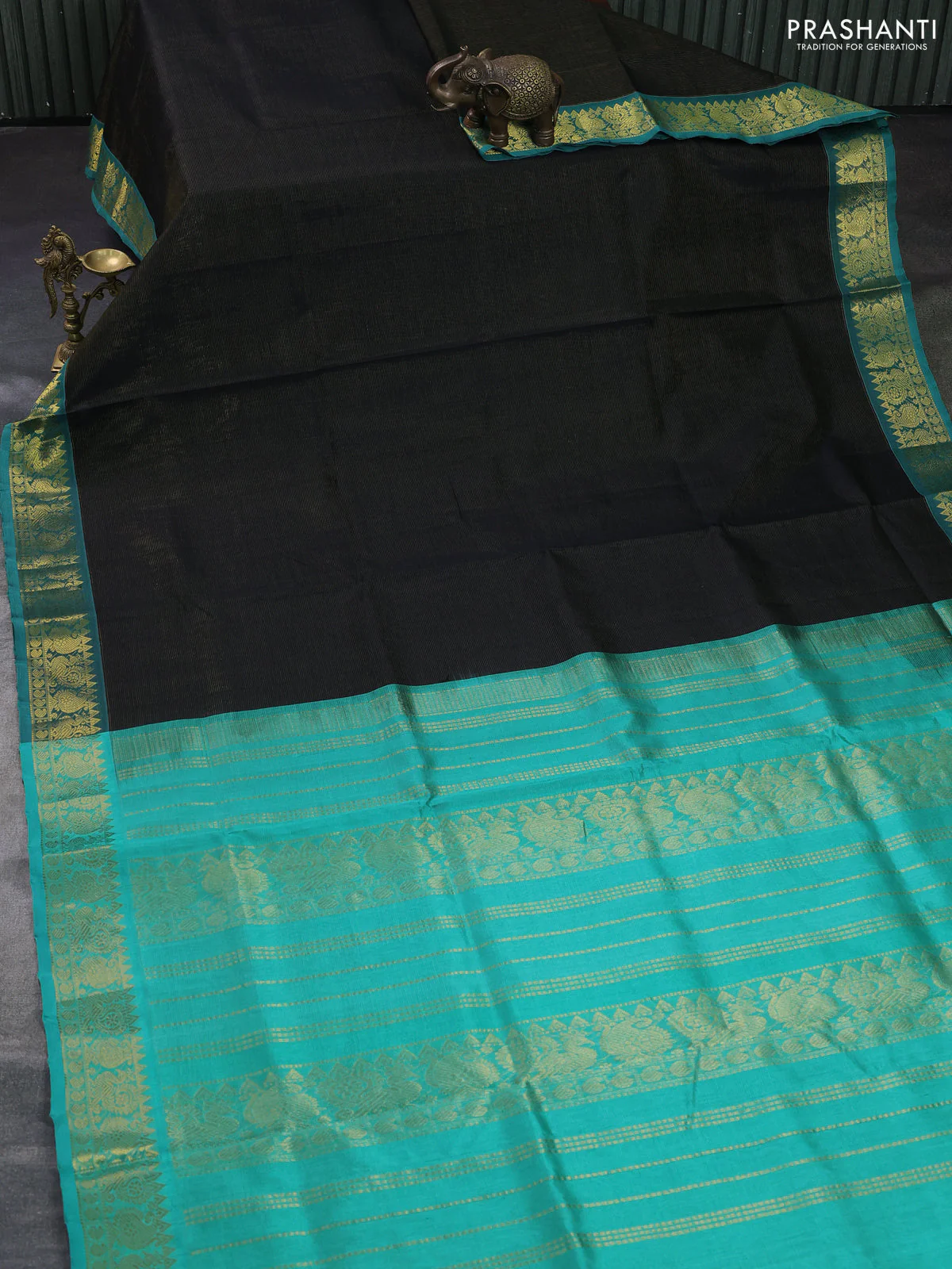 Silk cotton saree black and teal green with allover vairosi pattern and annam zari woven border - Image 2