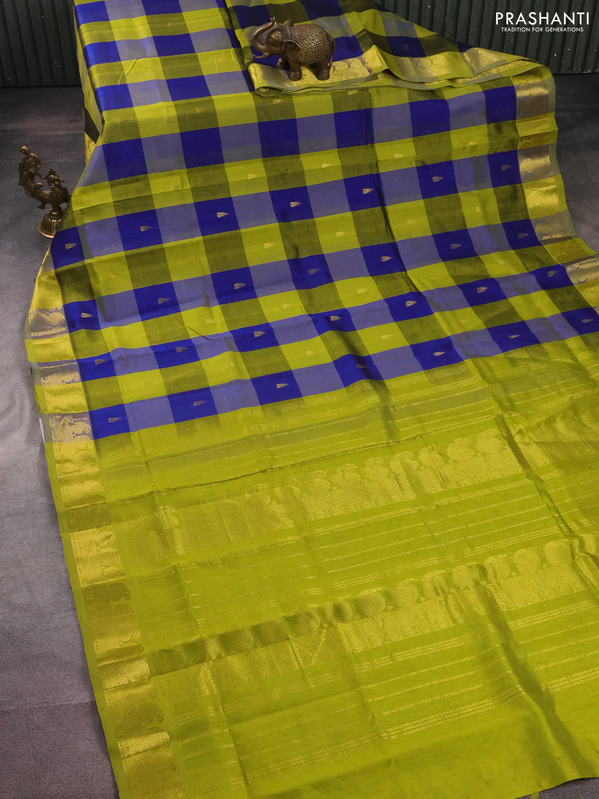 Silk cotton saree blue and light green with allover paalum pazhamun checks & zari buttas and paisley zari woven border - Image 2