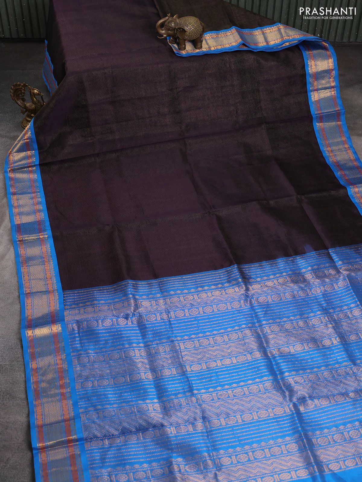 Silk cotton saree deep jamun shade and cs blue with allover vairaosi pattern and zari woven korvai border - Image 2