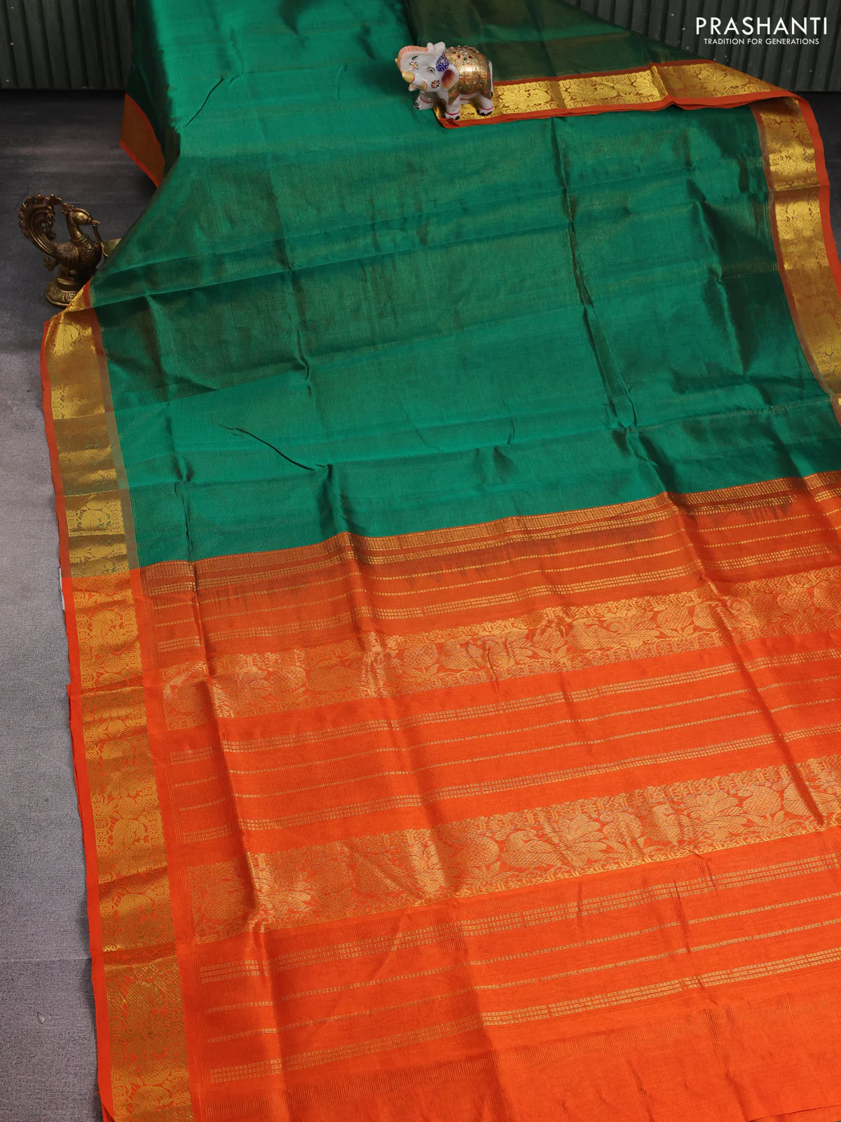 Silk cotton saree green and orange with allover vairosi pattern and annam & paisley zari woven buttas - Image 2