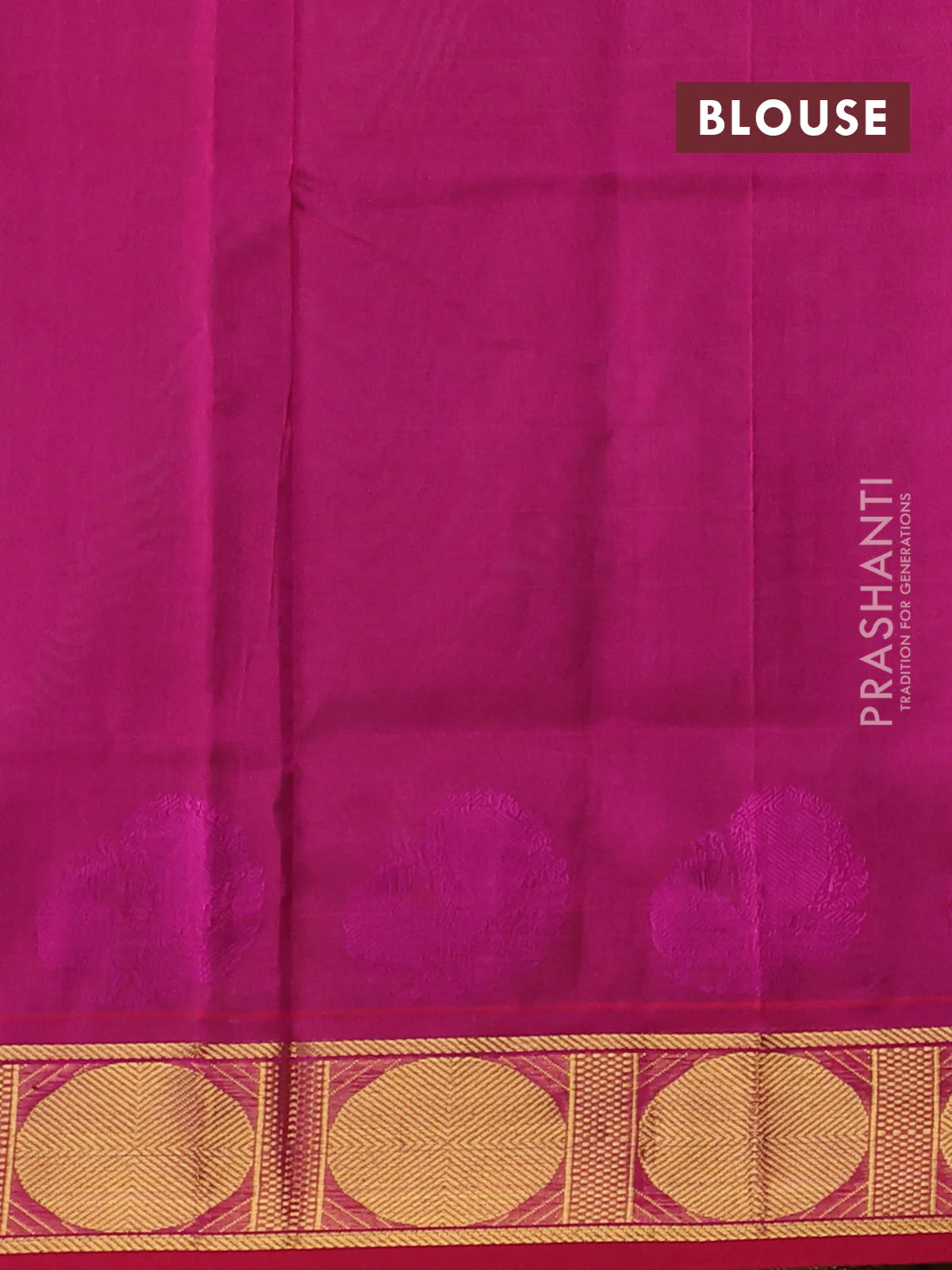 Silk cotton saree green and pink with plain body and zari woven border - Image 3