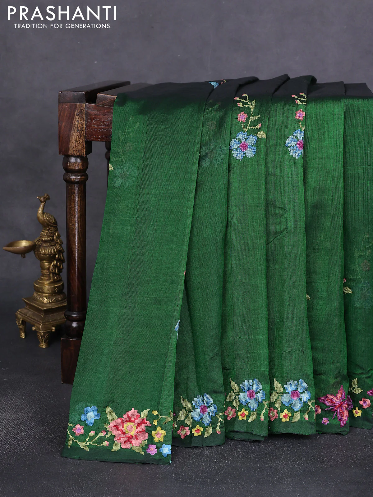 Silk cotton saree green with floral embroidery buttas and embroidery border - Image 2